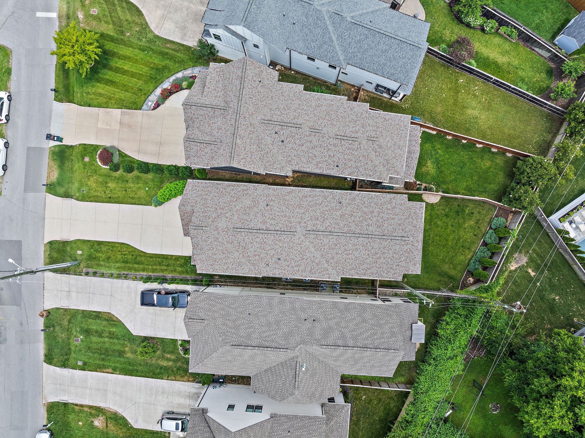 1931 Warfield Dr