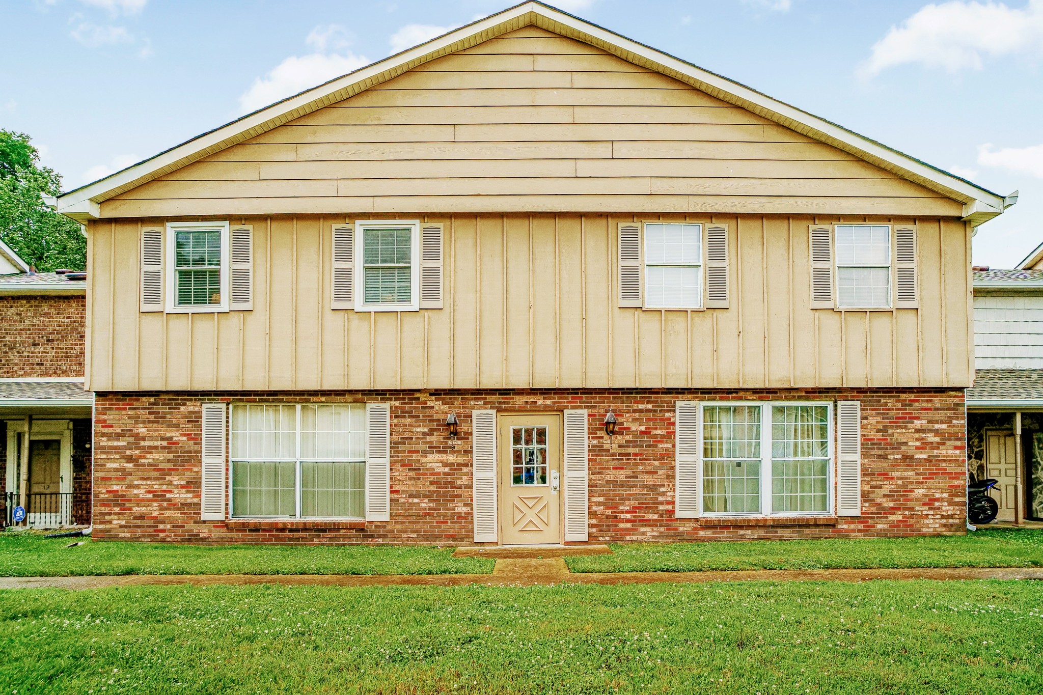 1301 Neelys Bend Rd Unit: 14