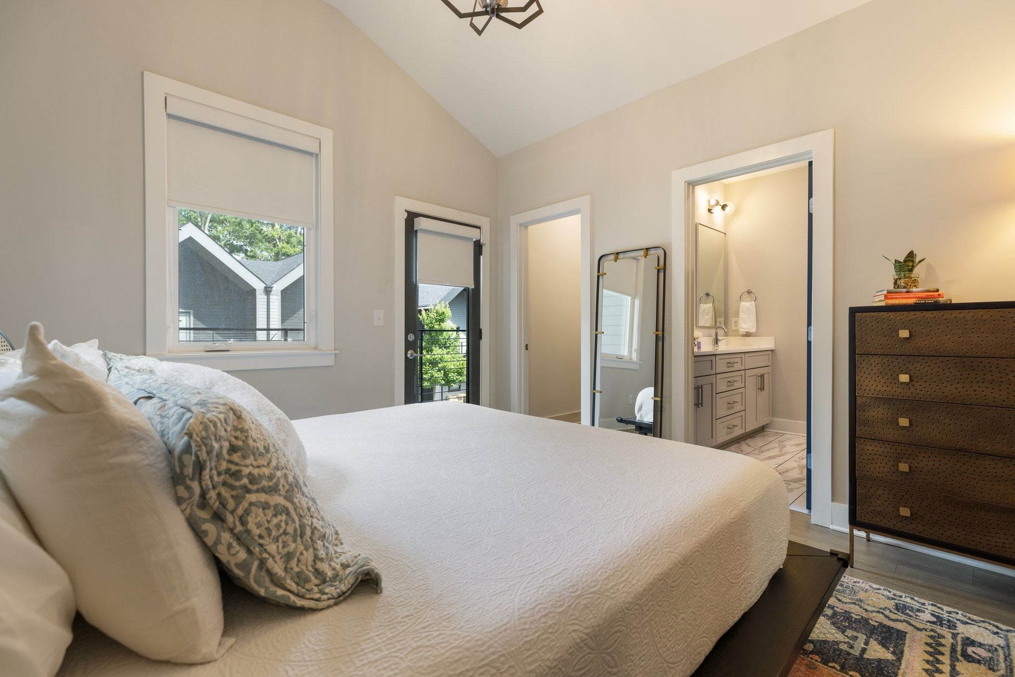 801 Cherokee Ave Unit: Apt 6