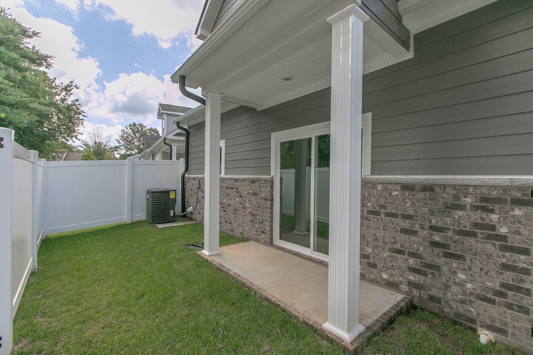 528 Haviture Way