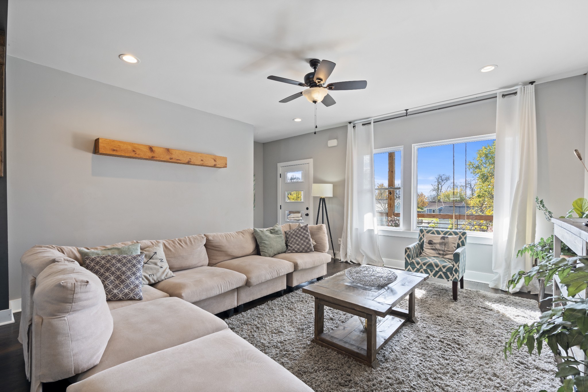 844 Cherokee Ave Unit: 11