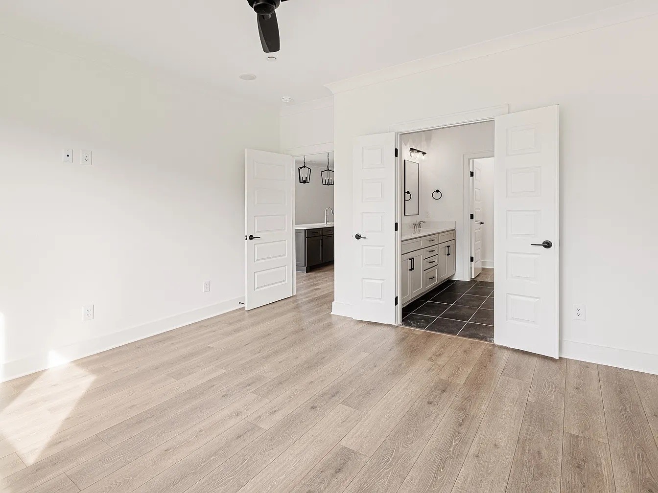 3025 Inman Dr