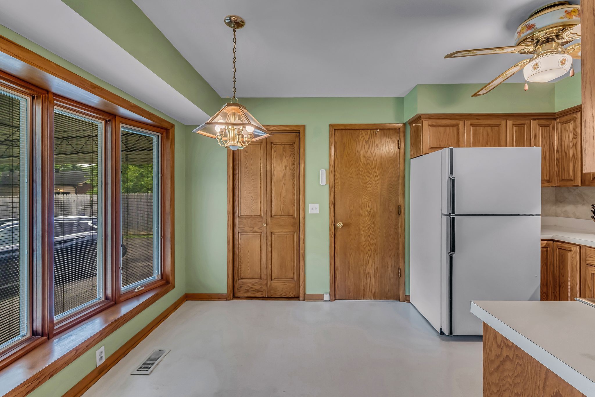 122 Grapevine Rd