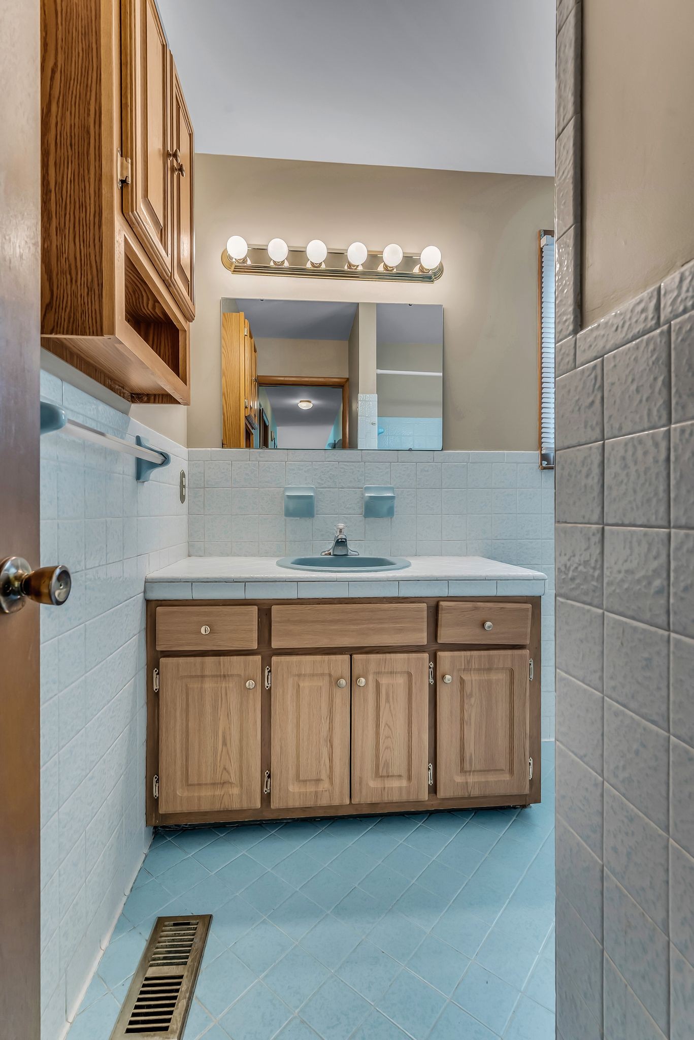 122 Grapevine Rd