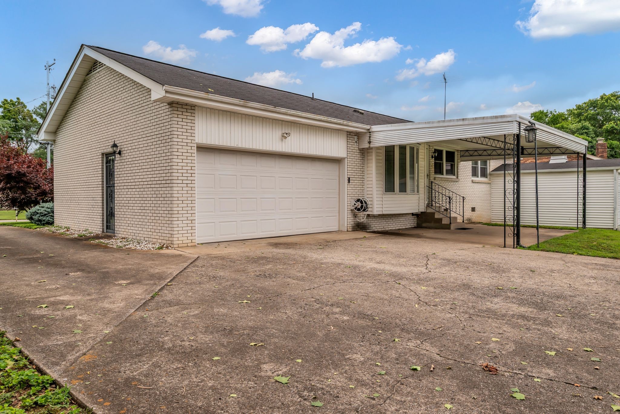122 Grapevine Rd