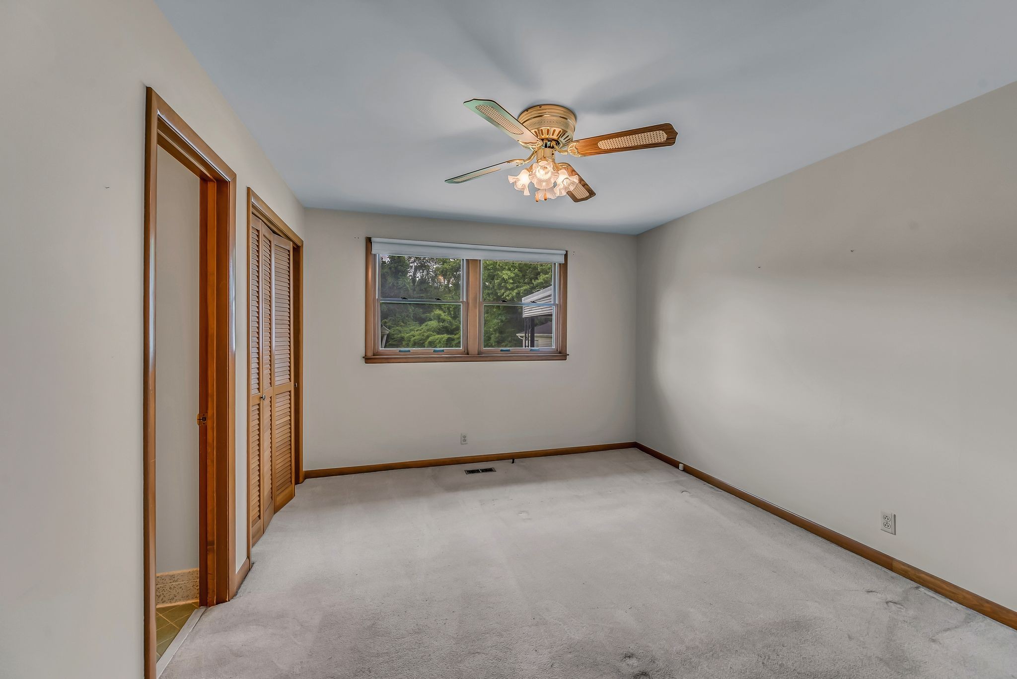 122 Grapevine Rd