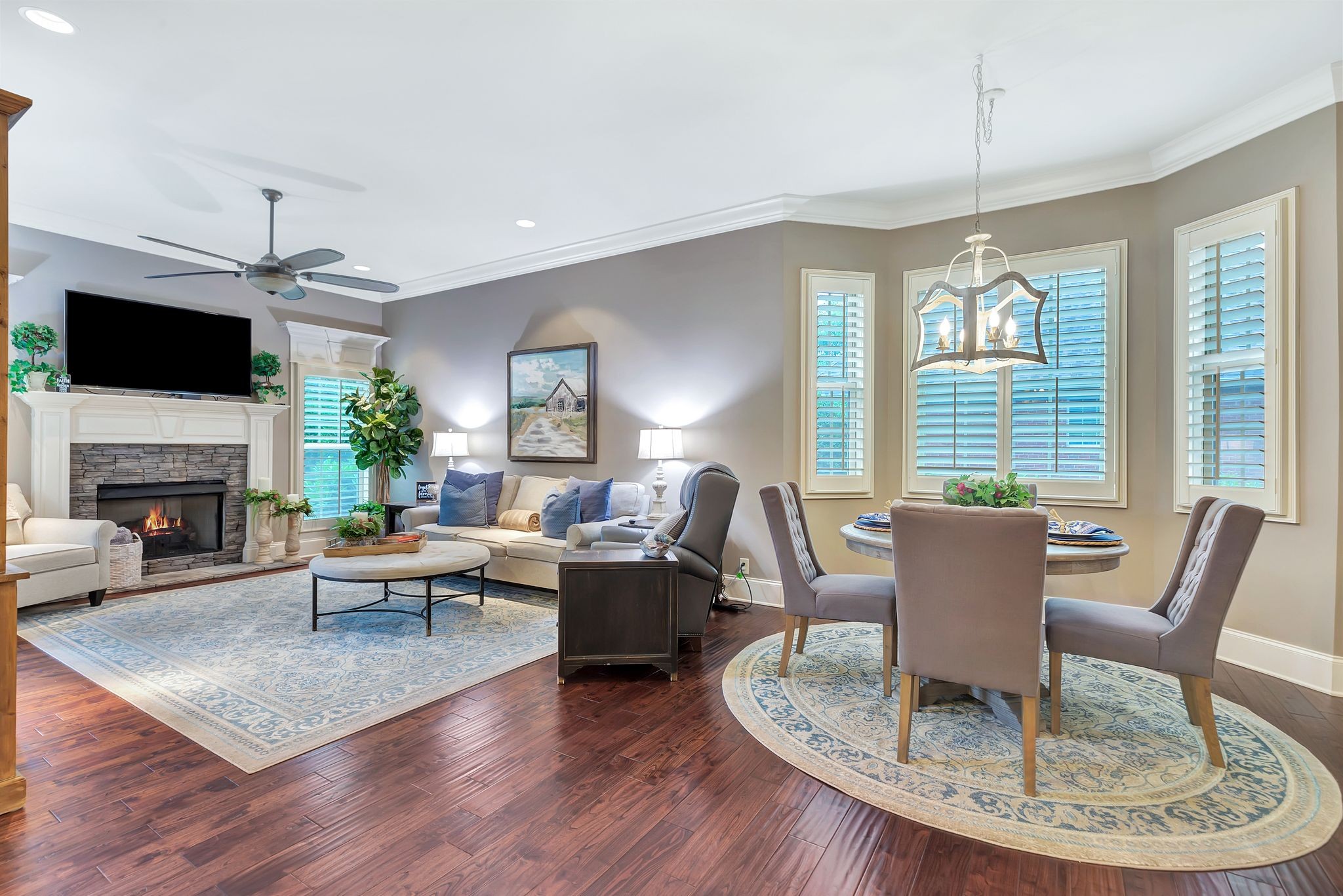 2811 Craythorne Dr