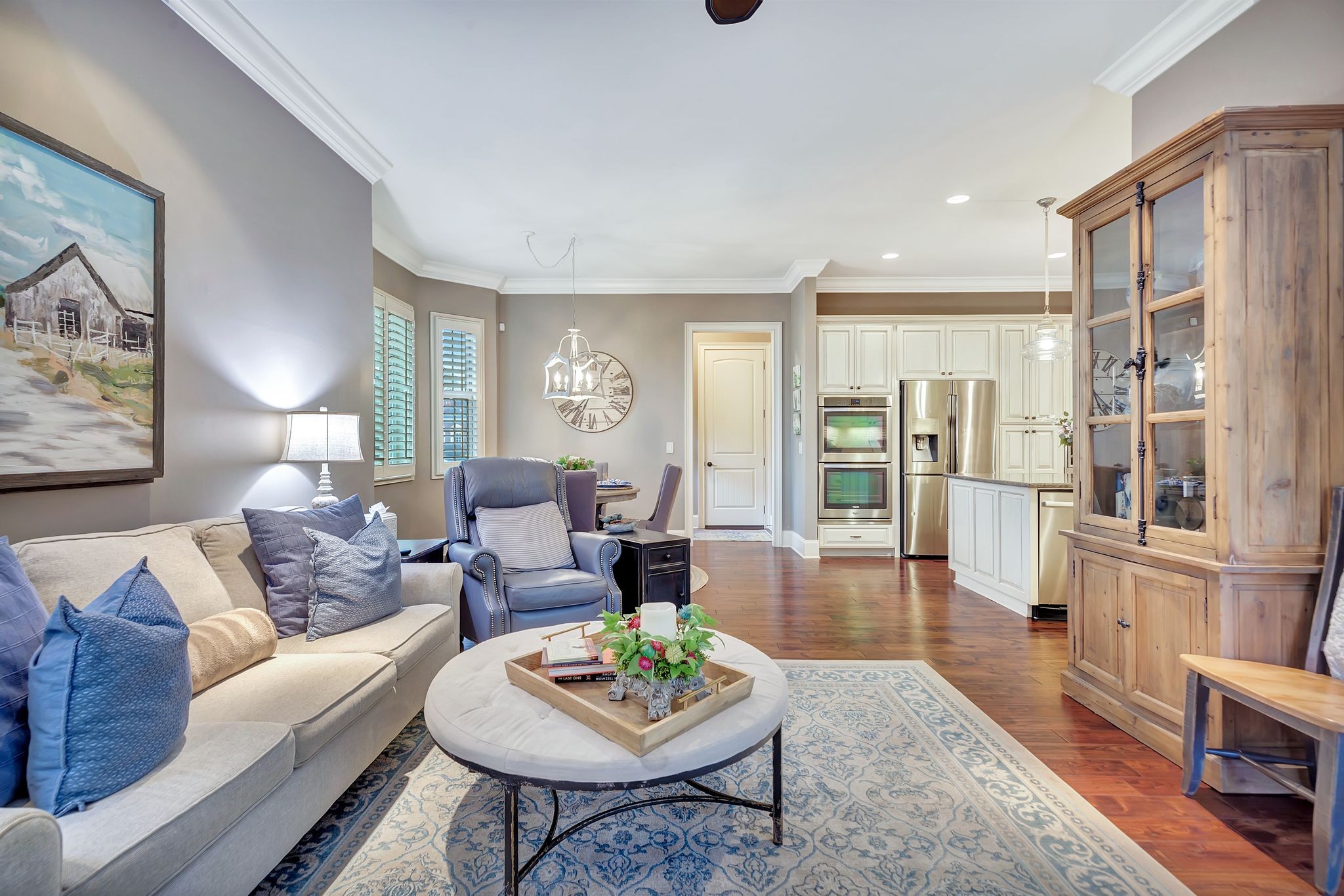 2811 Craythorne Dr