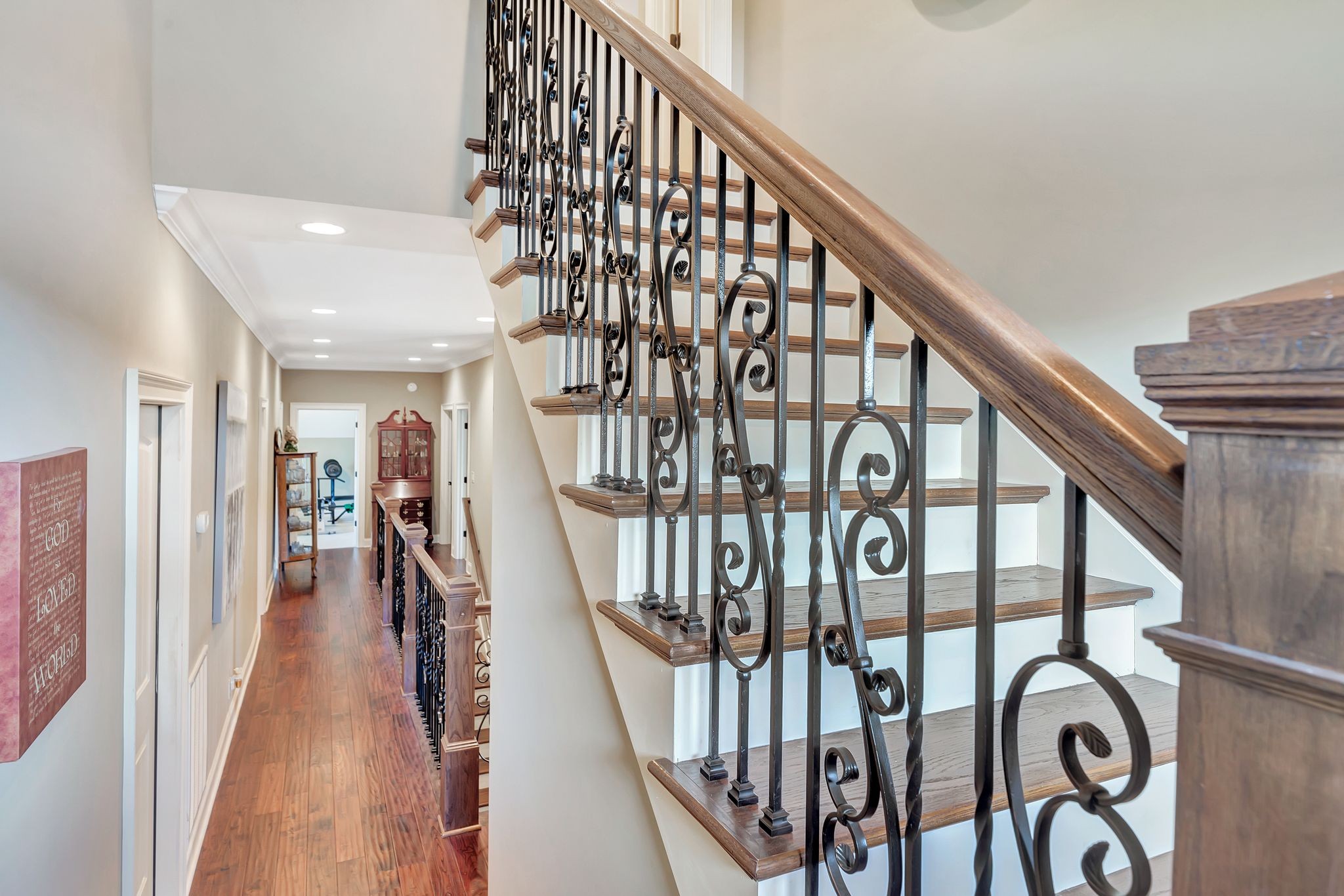 2811 Craythorne Dr