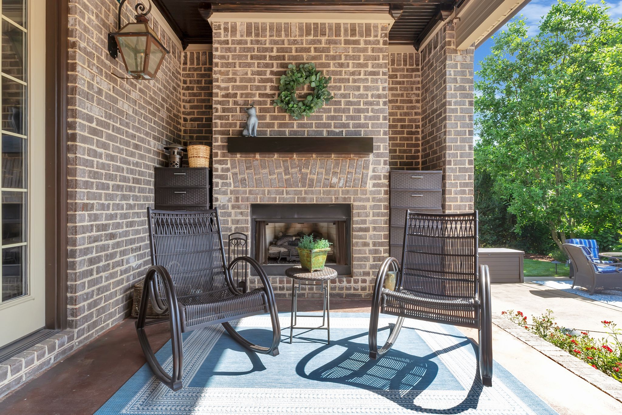 2811 Craythorne Dr