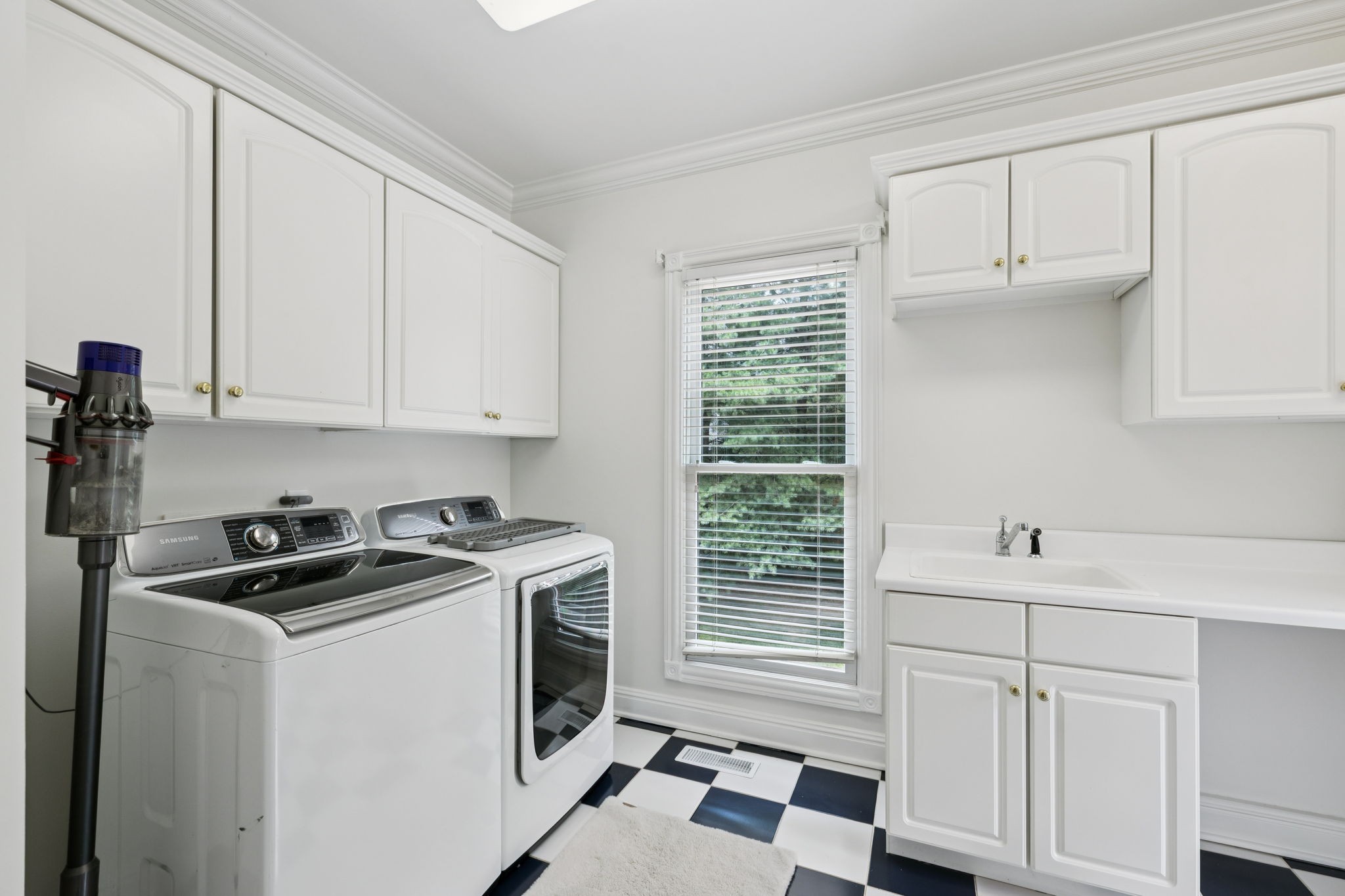 9454 Appleton Ct