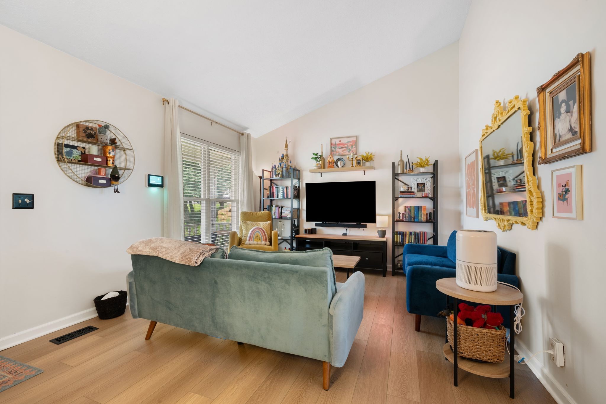 1509 Pointer Ct
