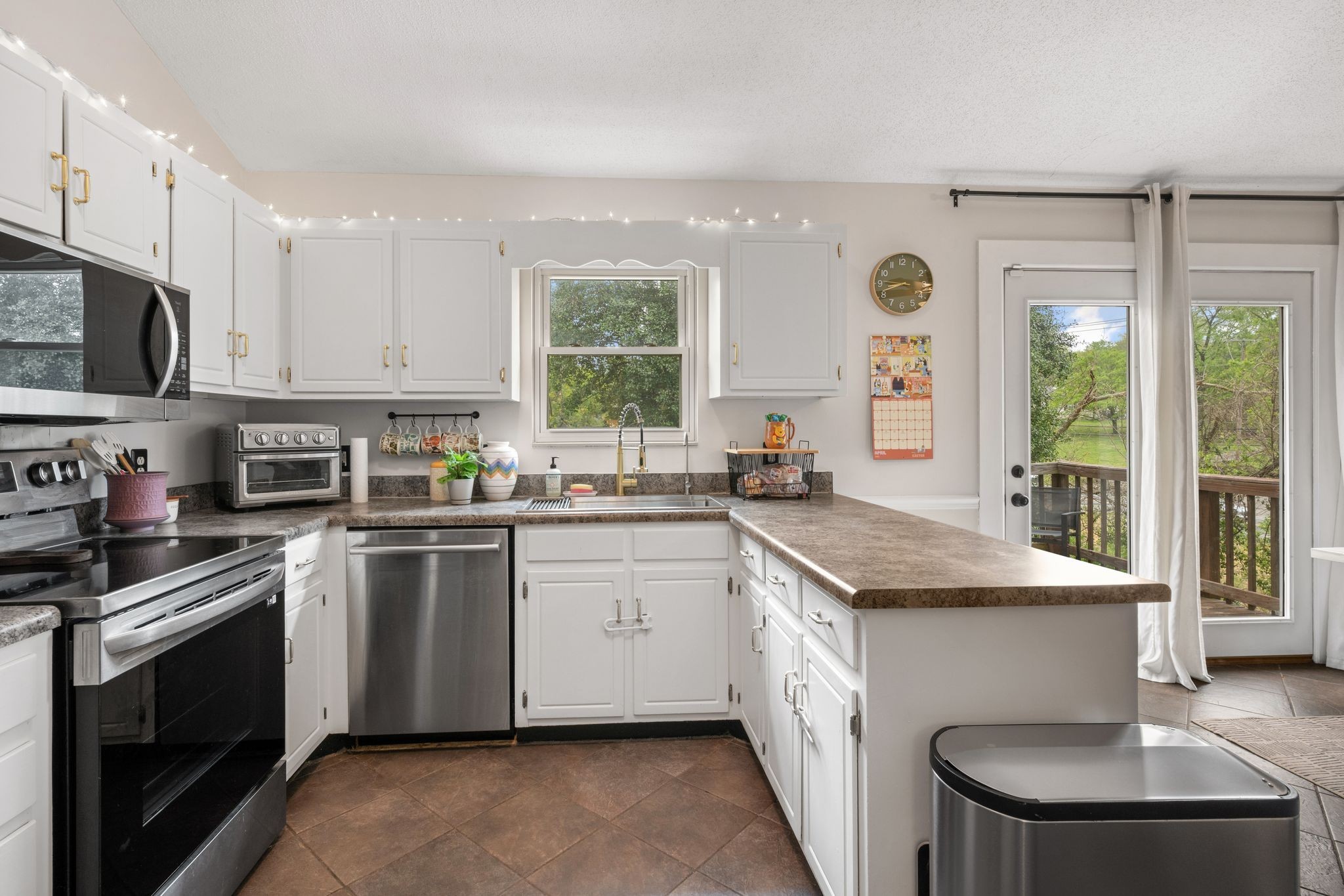1509 Pointer Ct