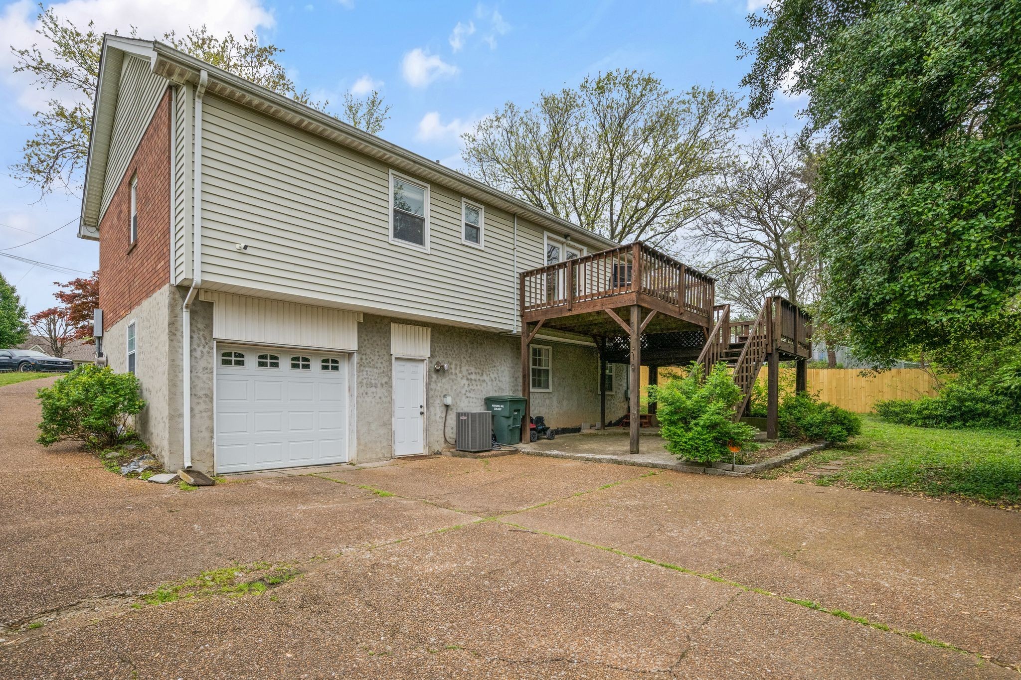 1509 Pointer Ct
