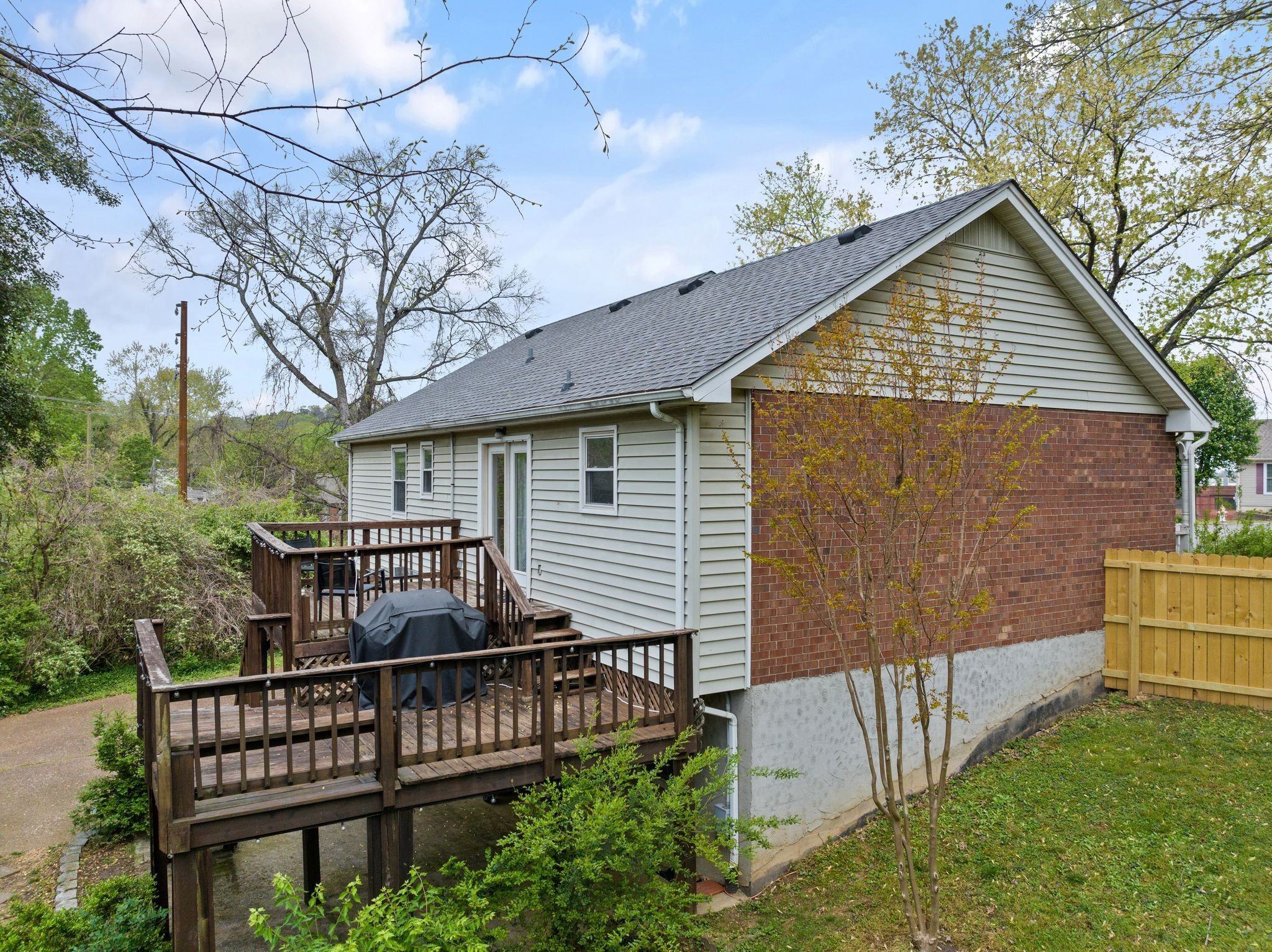 1509 Pointer Ct