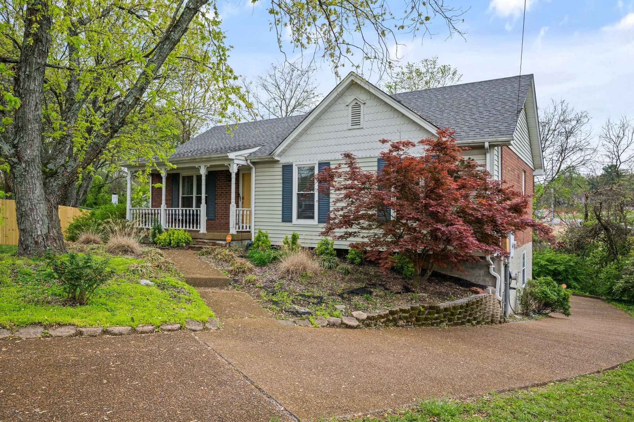 1509 Pointer Ct