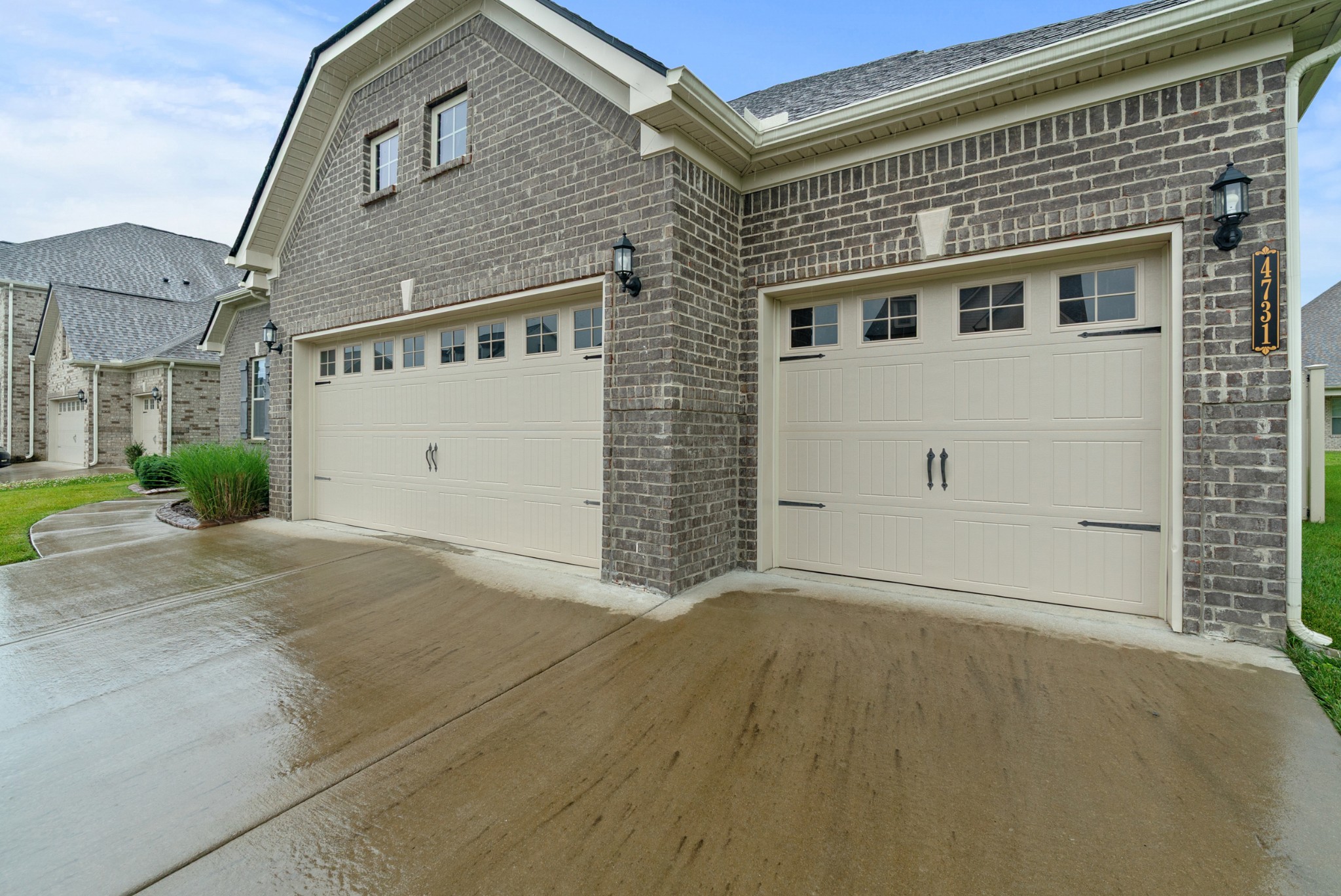 4731 Onyx Ln