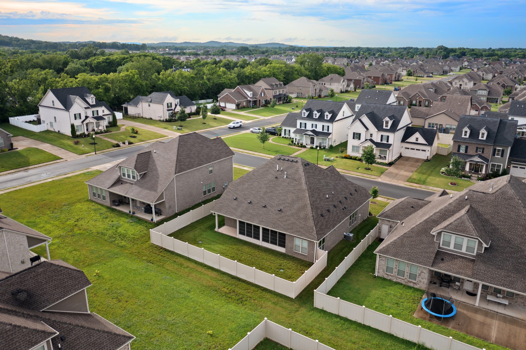 4731 Onyx Ln