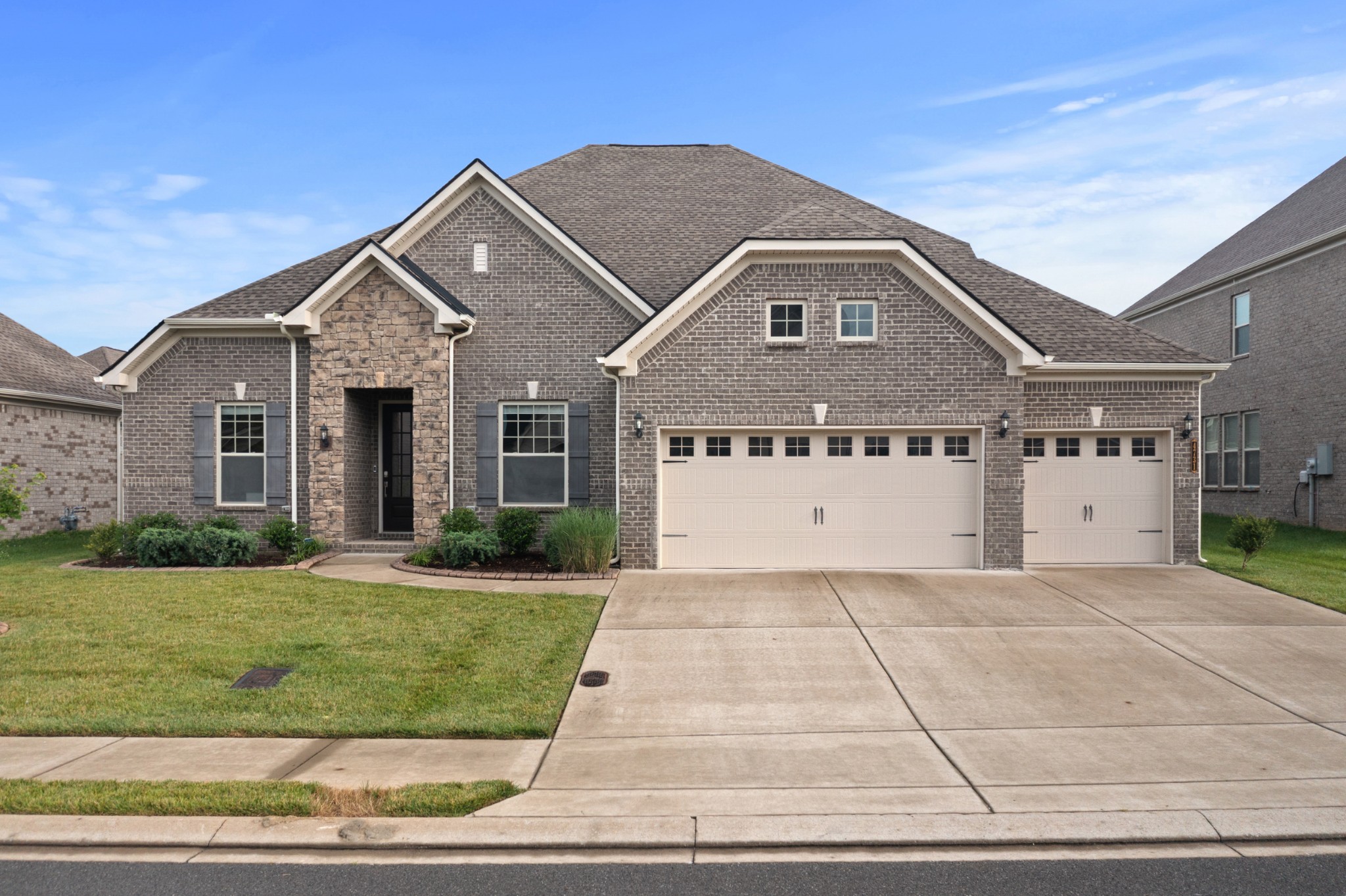 4731 Onyx Ln