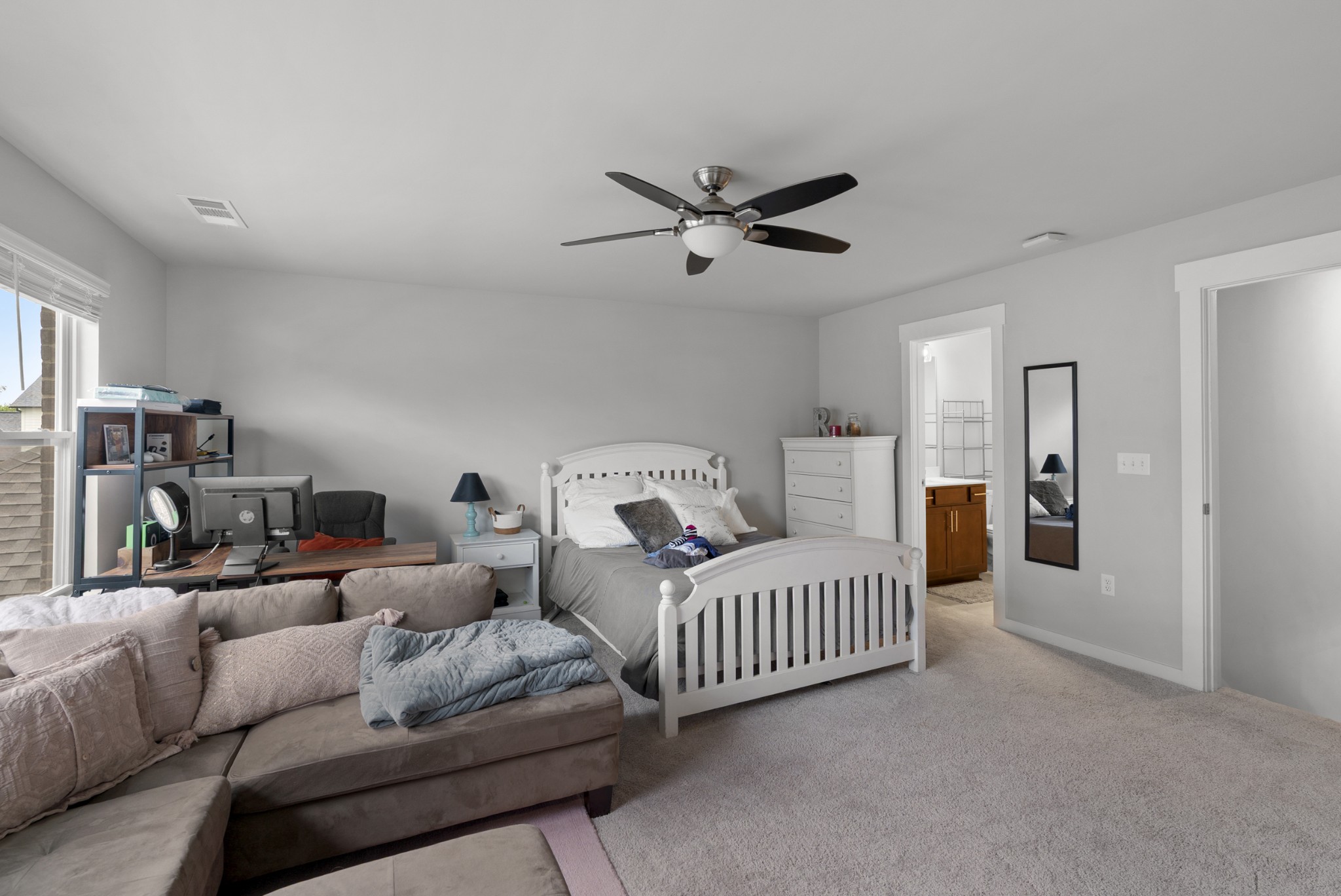 4731 Onyx Ln