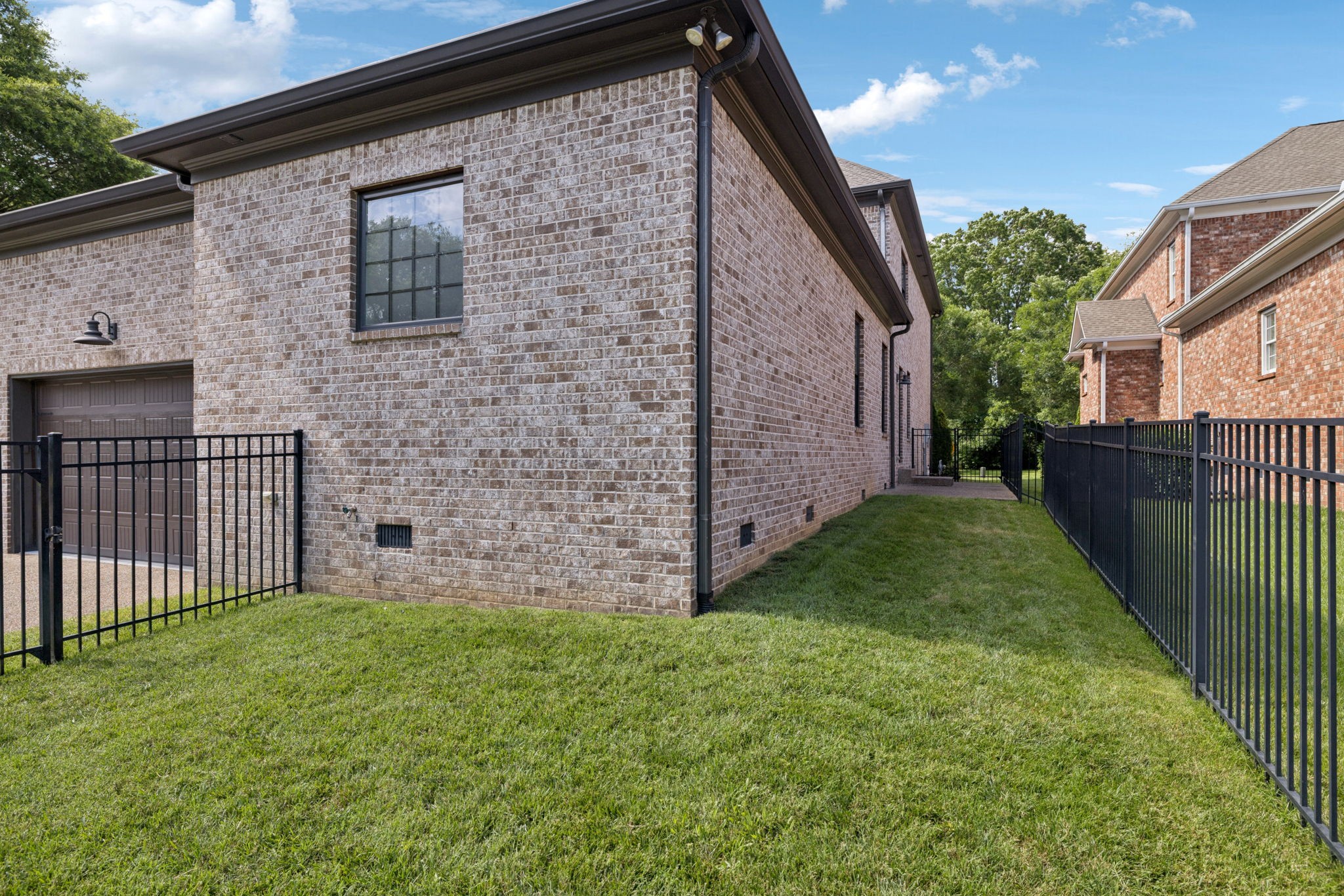 703 Welsh Ln