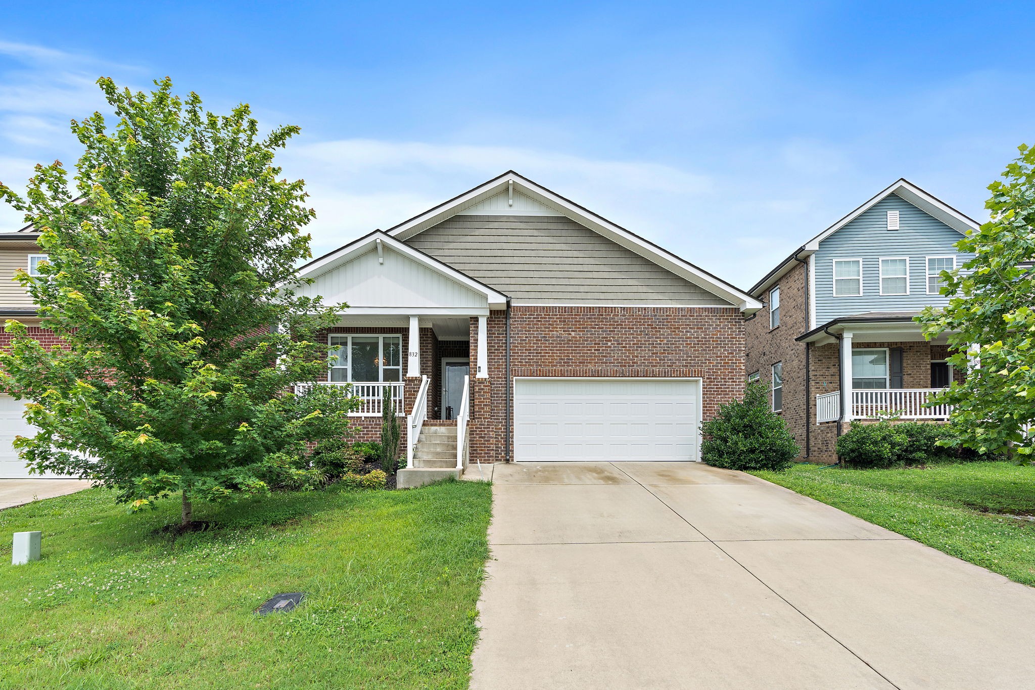 832 Green Meadow Ln