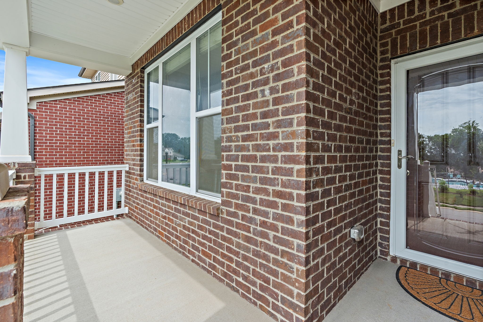 832 Green Meadow Ln