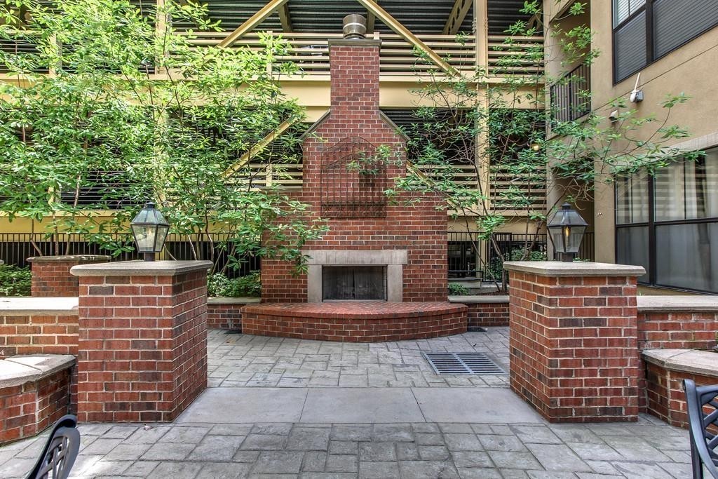 1803 Broadway Unit: 203