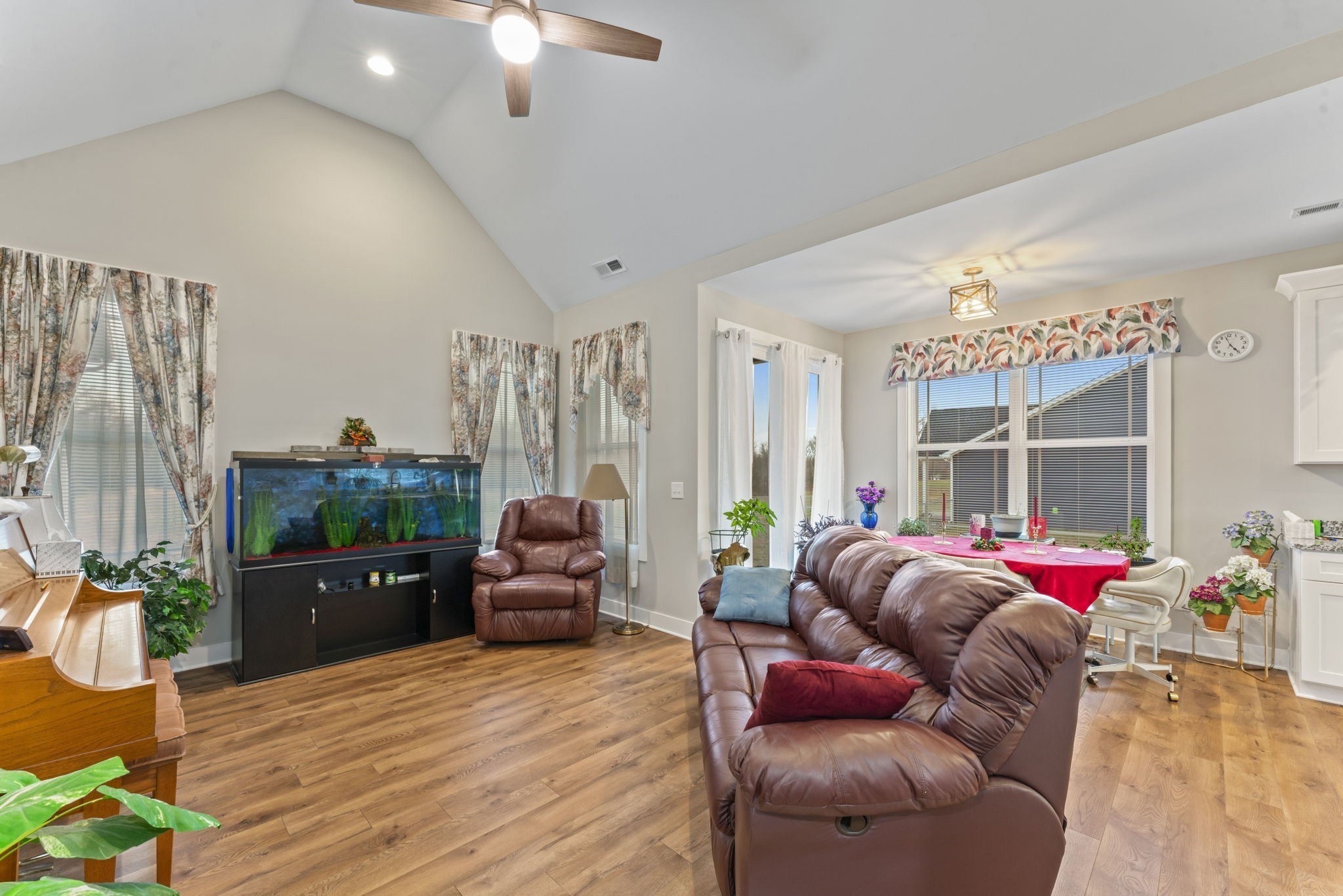 506 Bill Fuson Rd