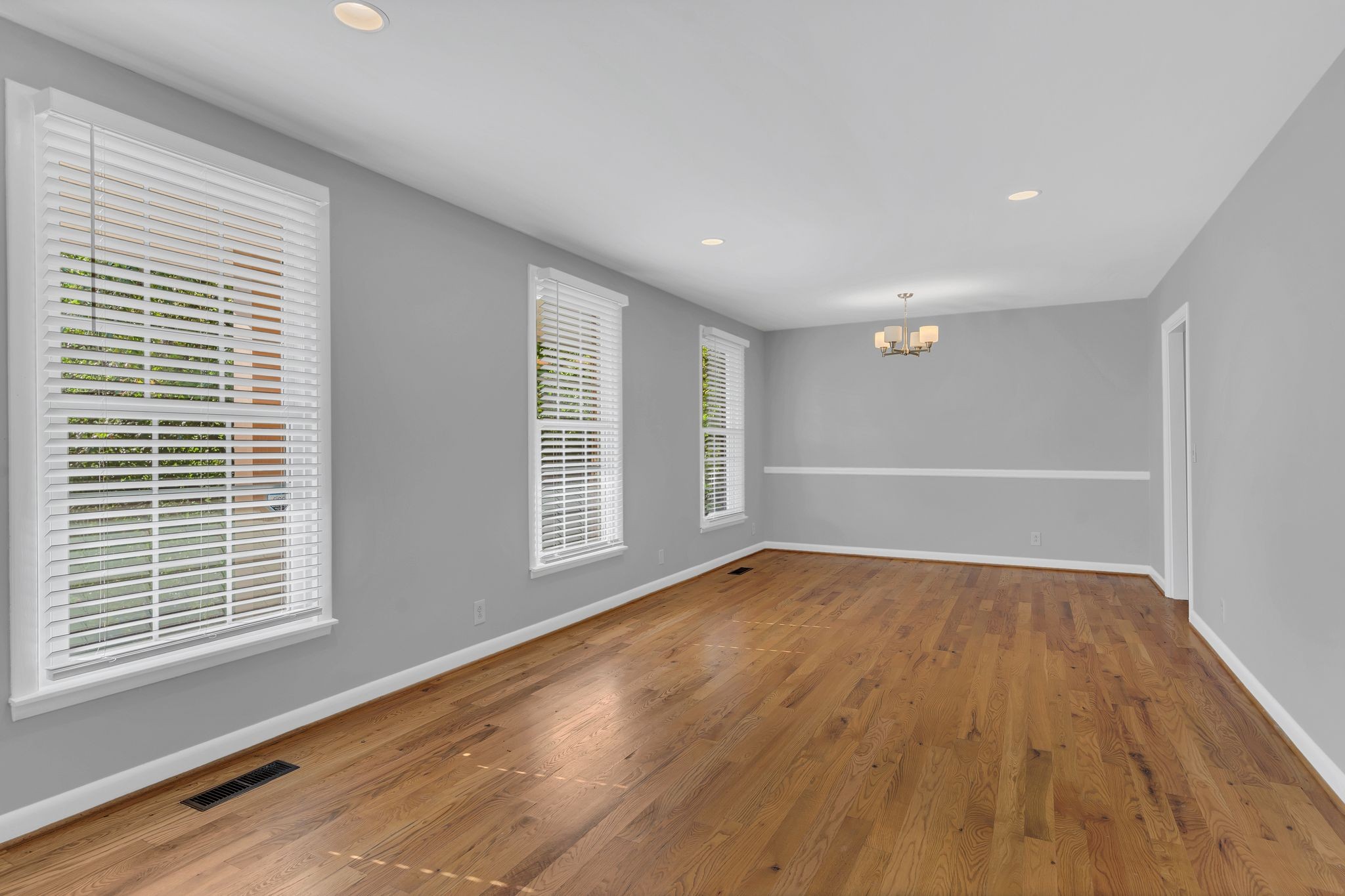 505 Shady Oak Dr