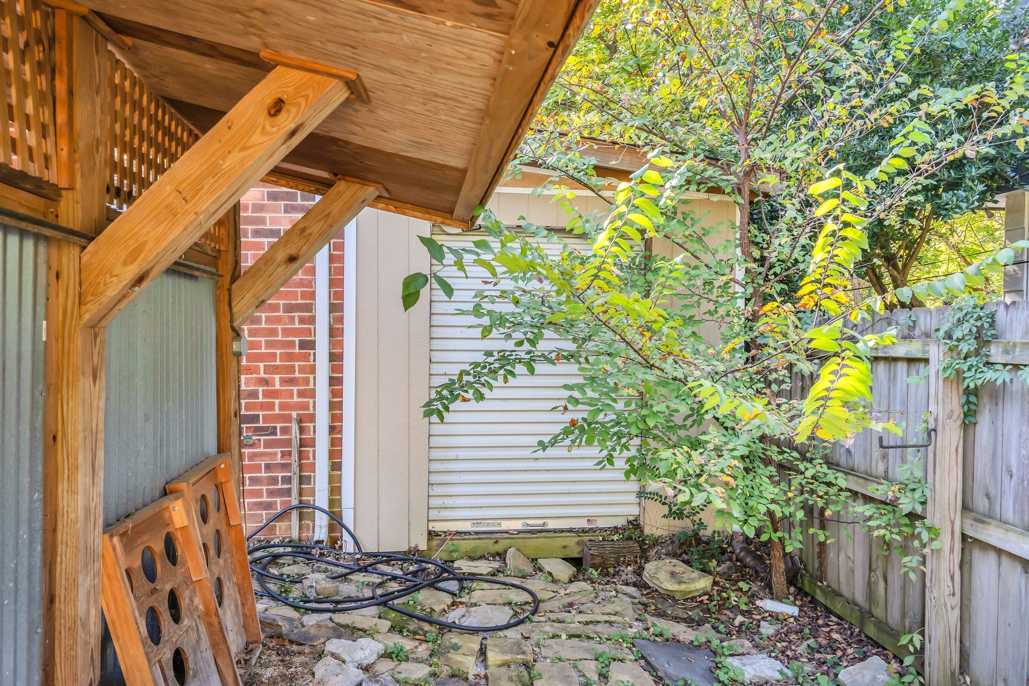 505 Shady Oak Dr
