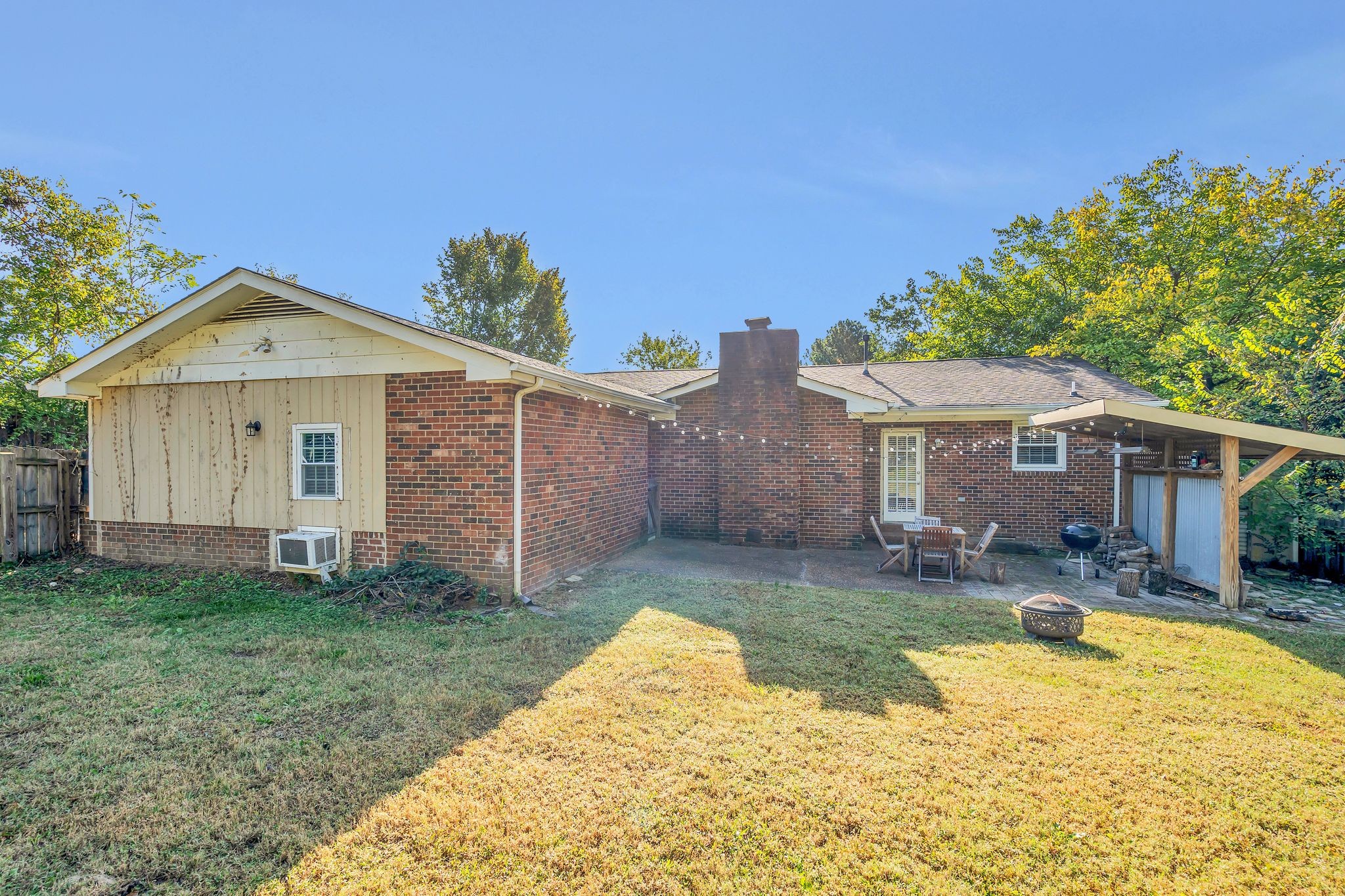 505 Shady Oak Dr