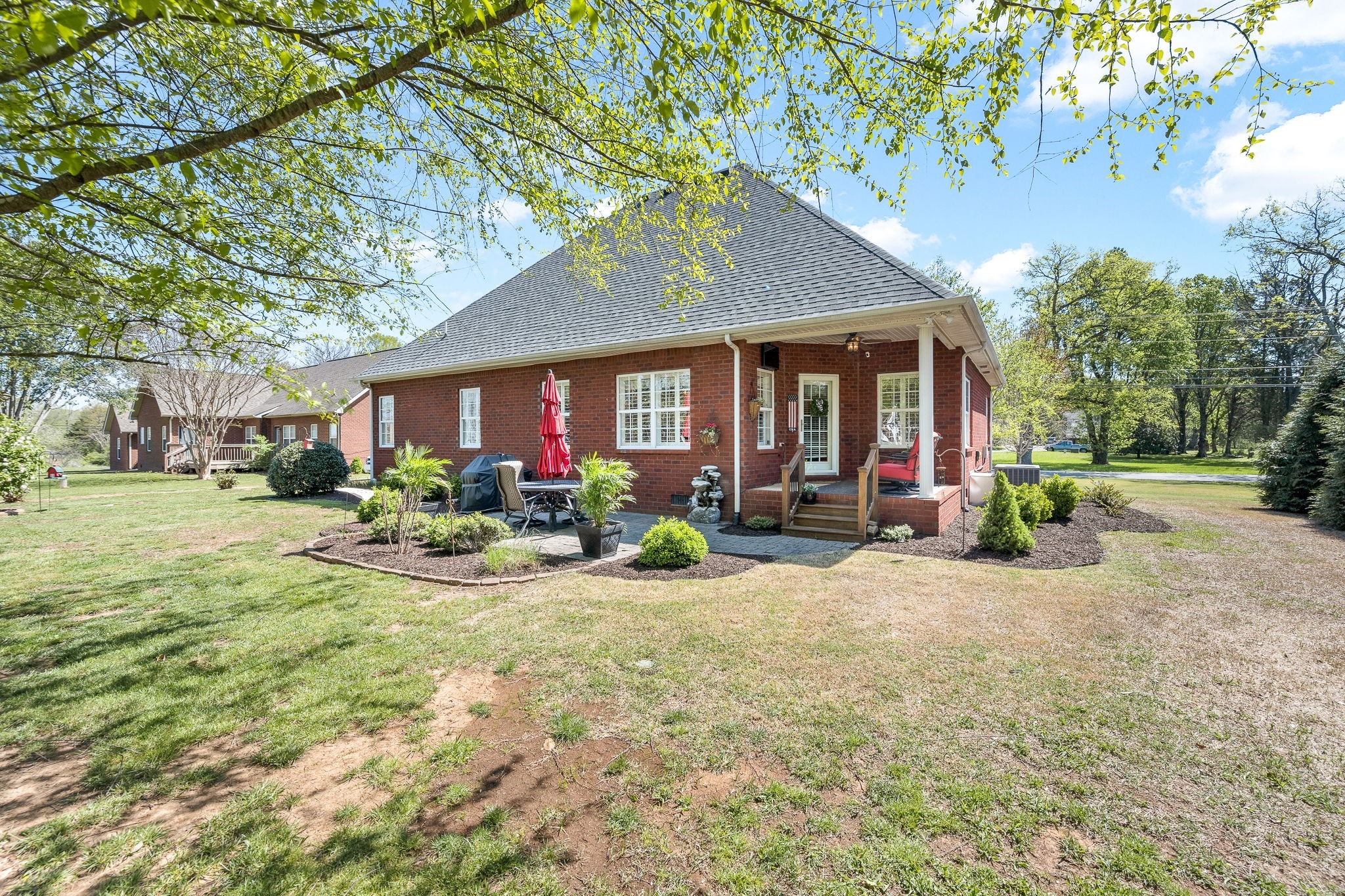 939 Central Valley Road