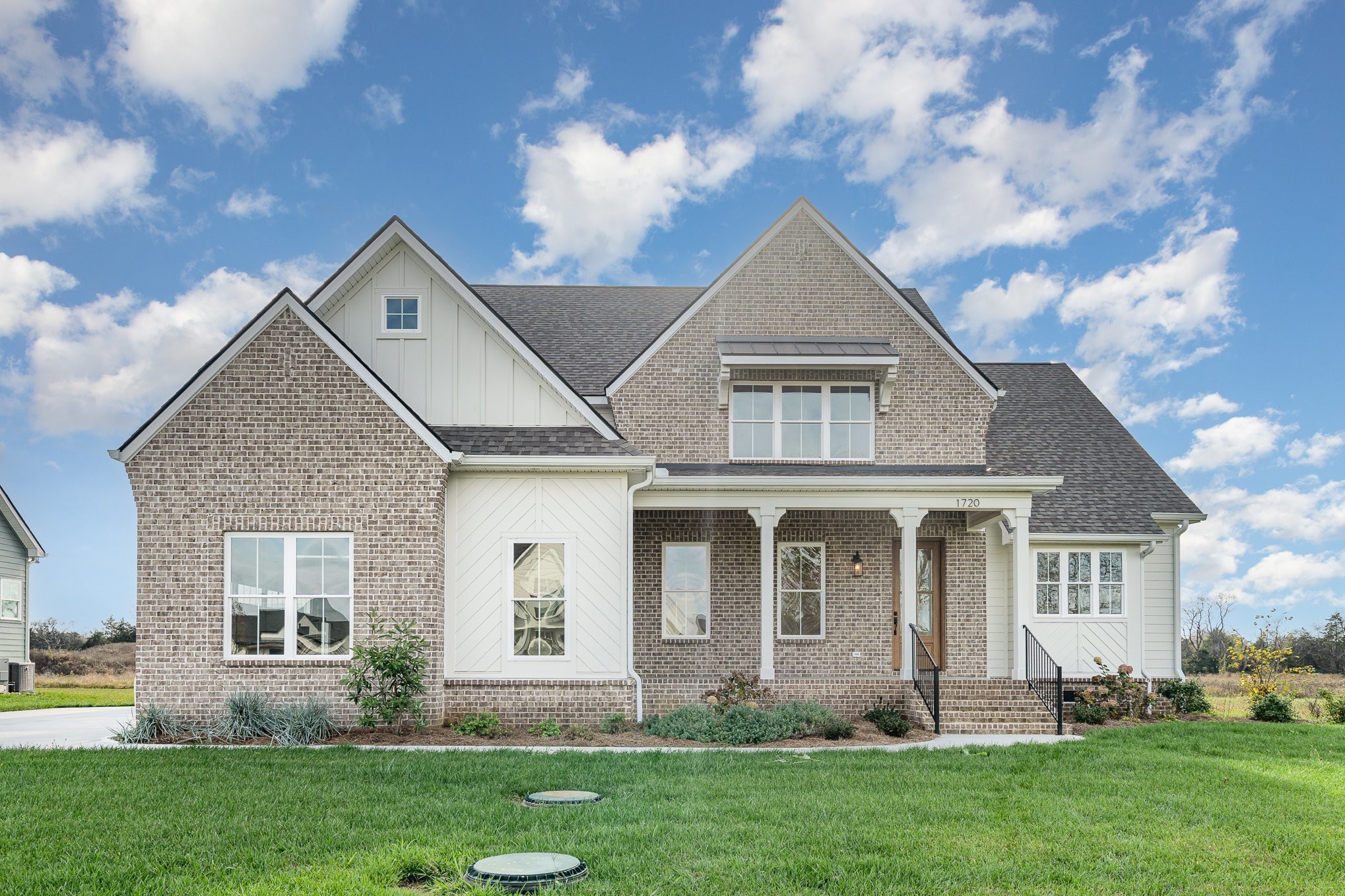 1720 Martha Washington Way