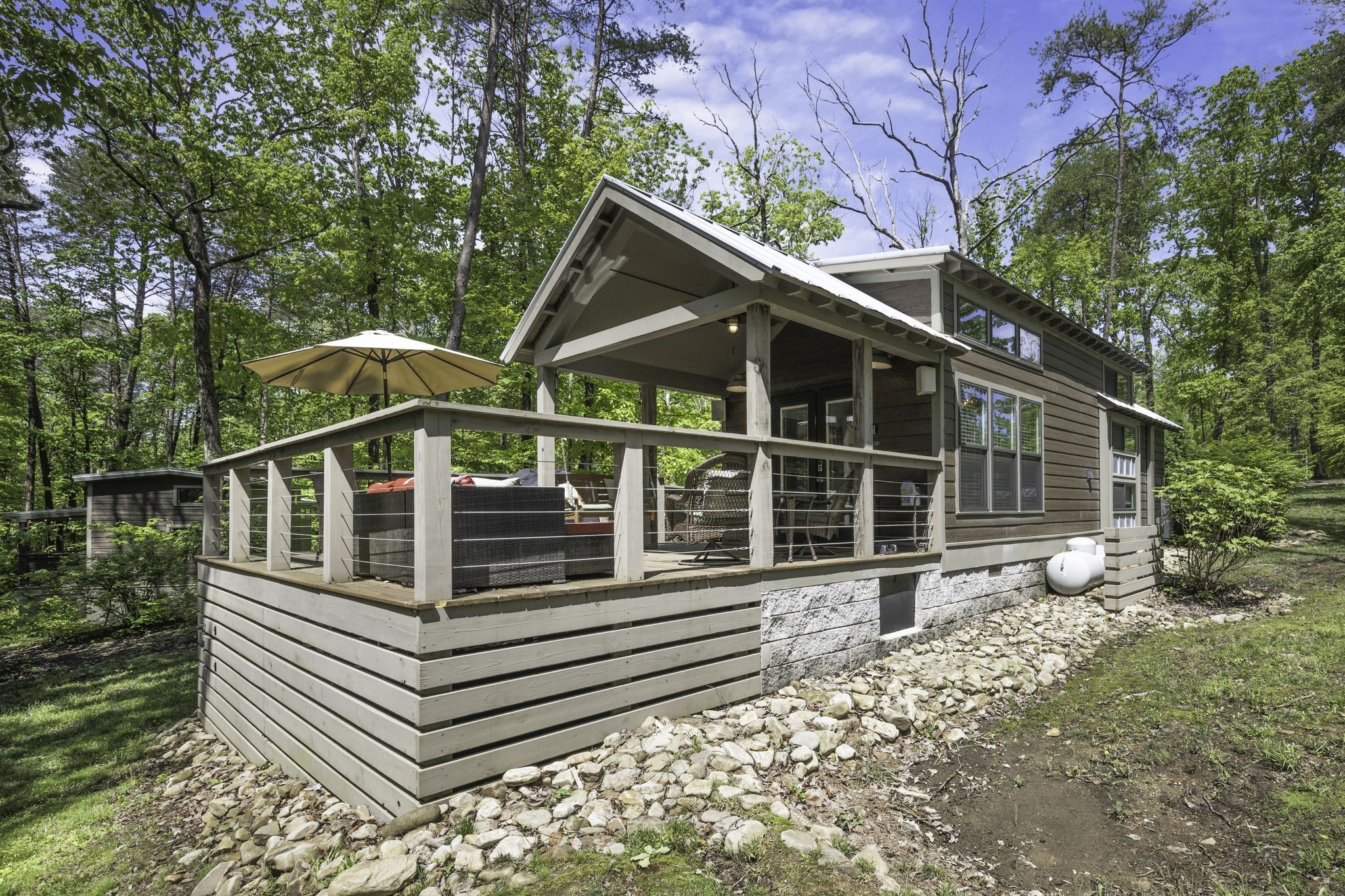 484 Deer Lick Trail