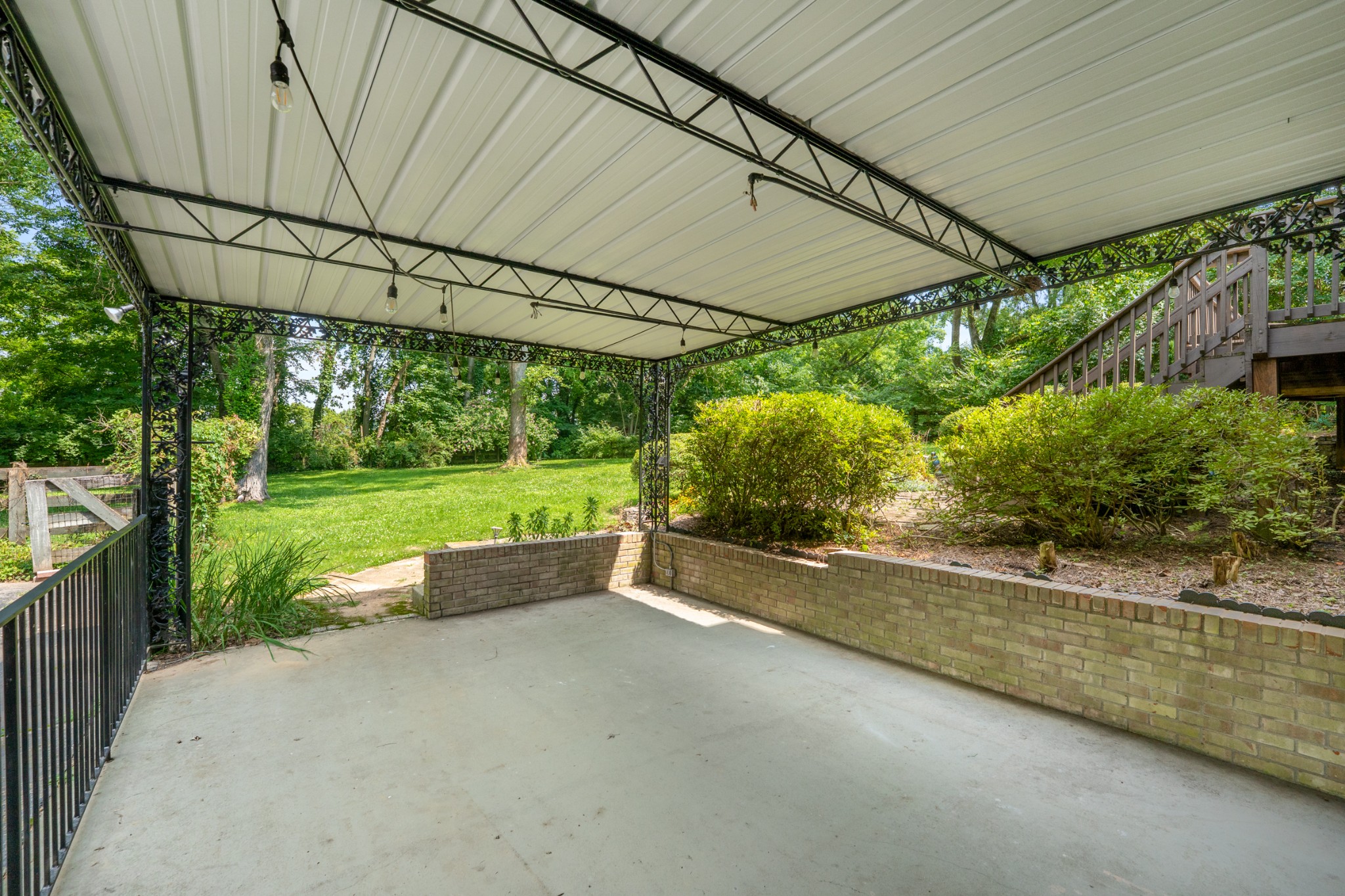 5428 Wakefield Dr