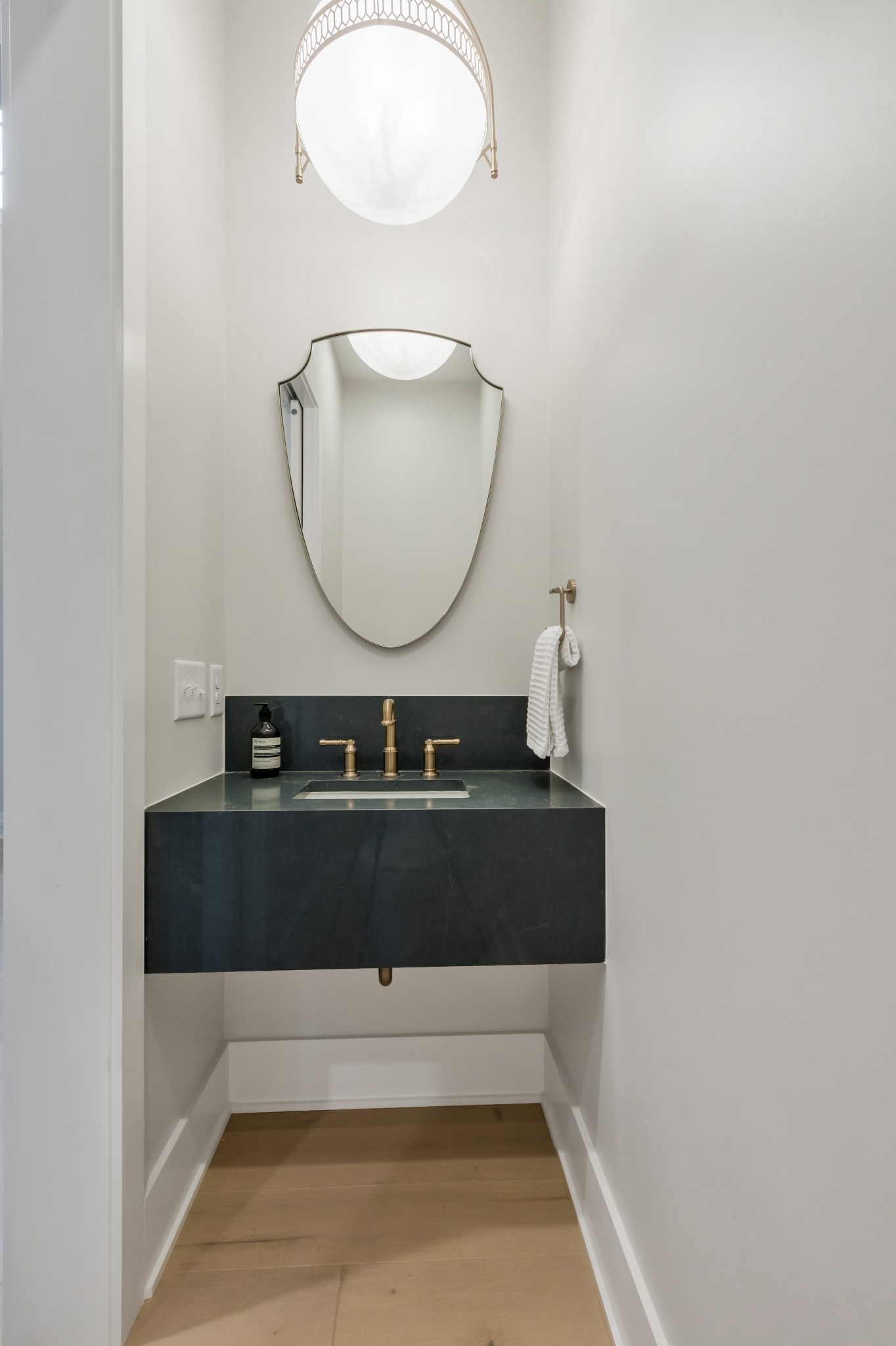 5012 Cobbler Ridge Rd