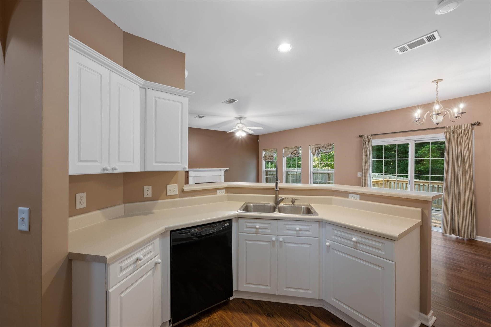 1554 Laurel Ledge Drive