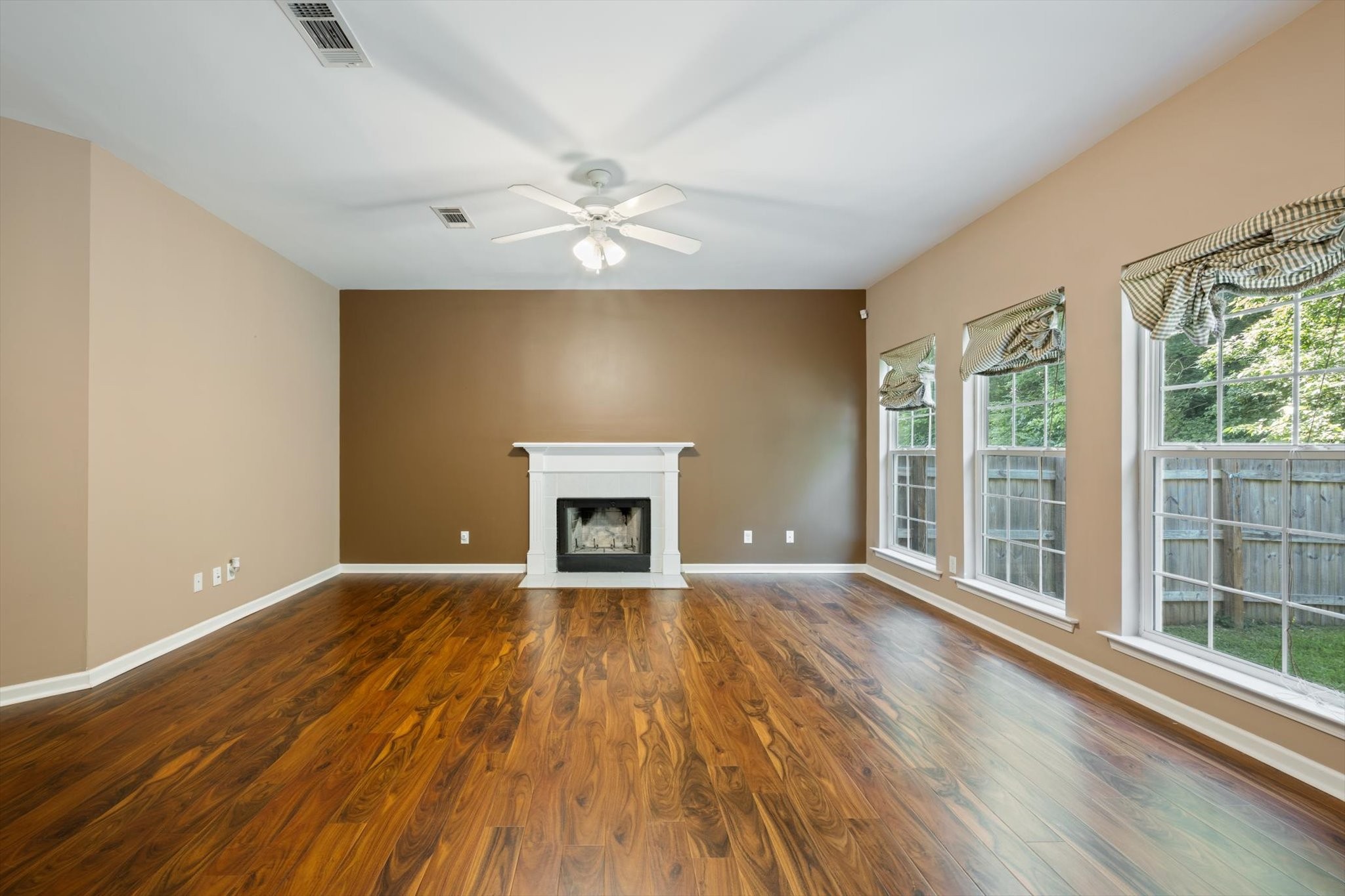 1554 Laurel Ledge Drive