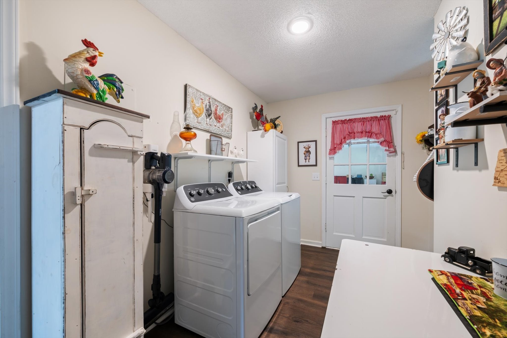106 McFarlin Rd
