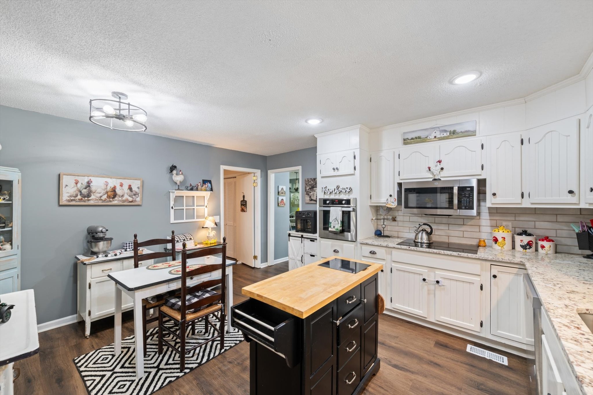 106 McFarlin Rd