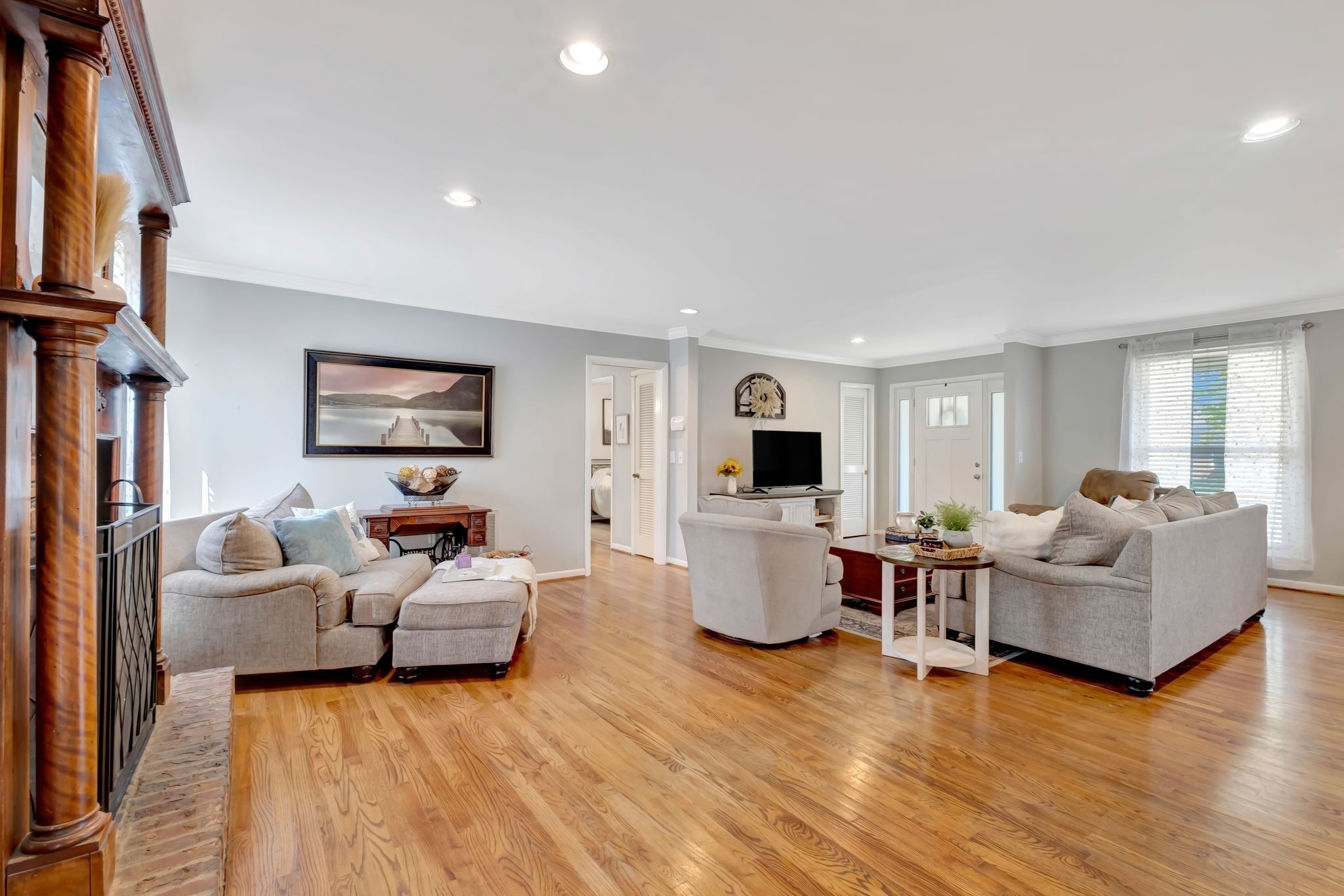 1803 W Lori Lee Dr