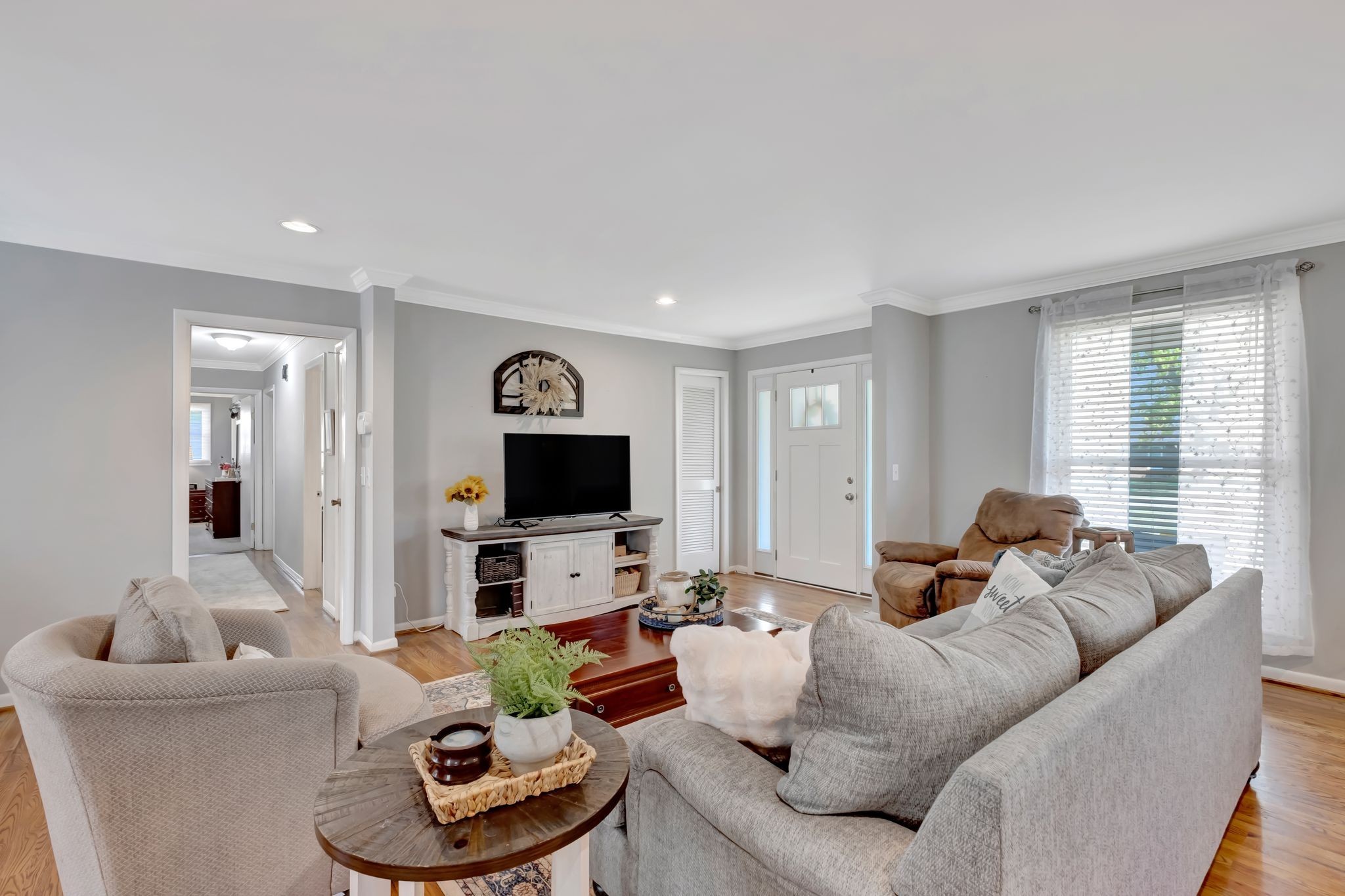 1803 W Lori Lee Dr