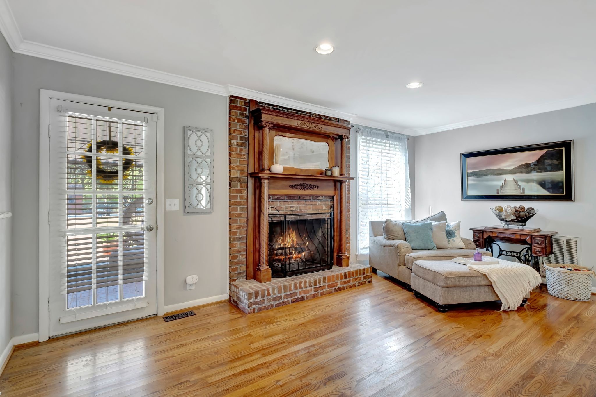 1803 W Lori Lee Dr
