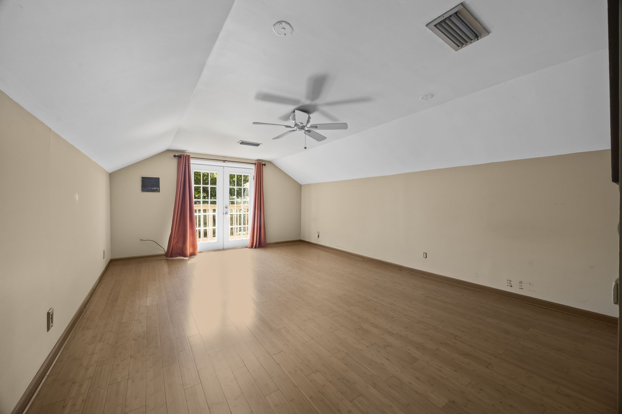 5353 Green Valley Ct