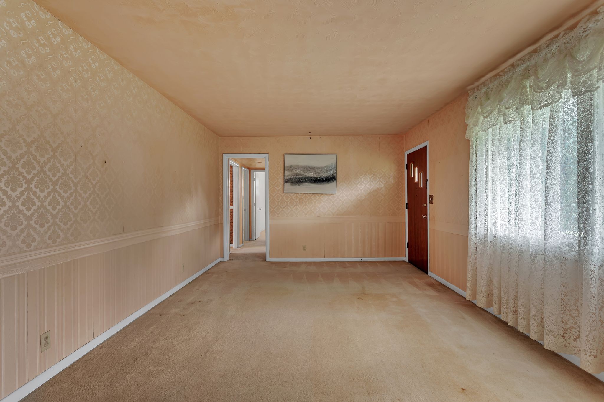 2012 Wedgewood Dr