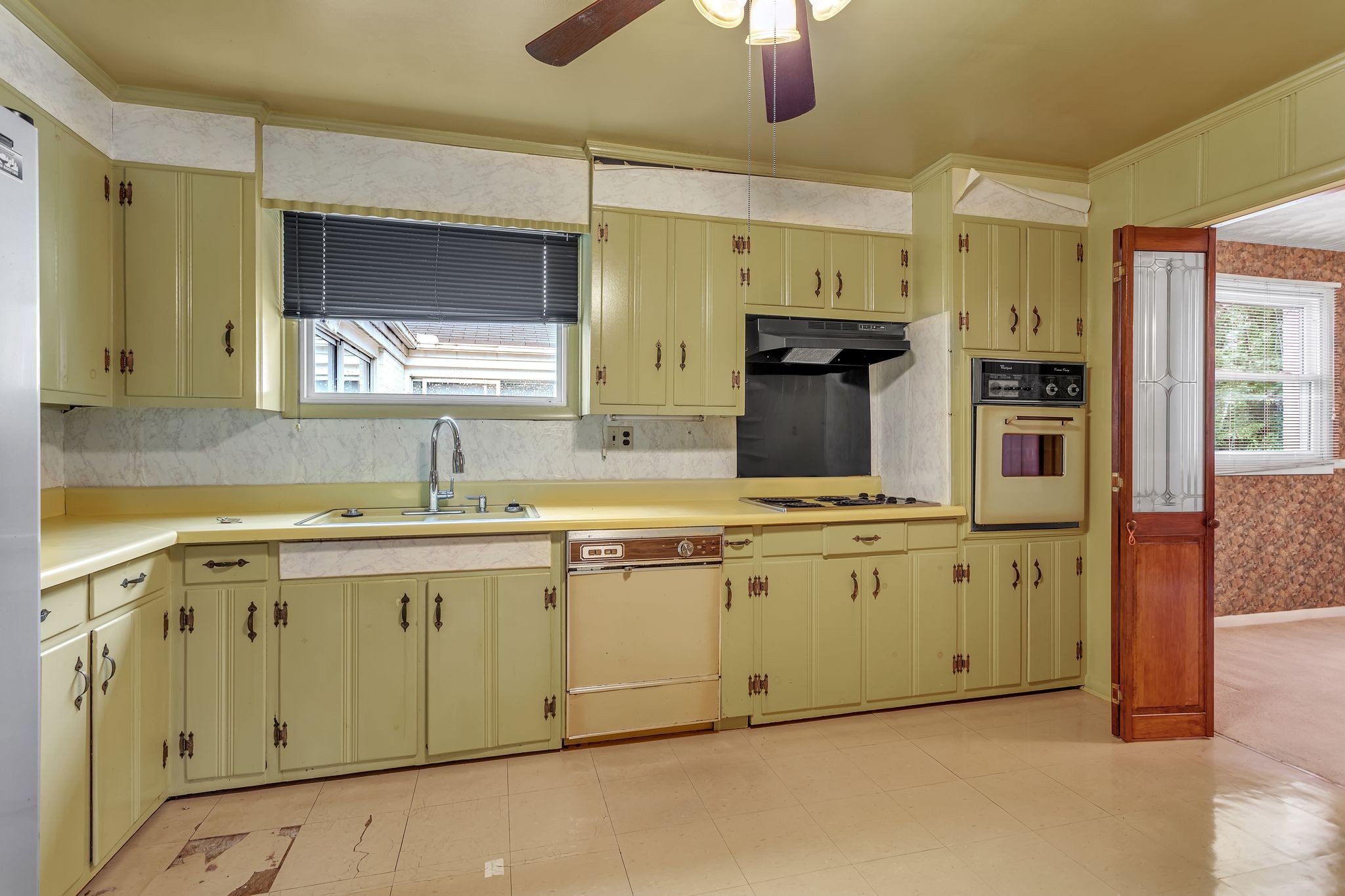 2012 Wedgewood Dr