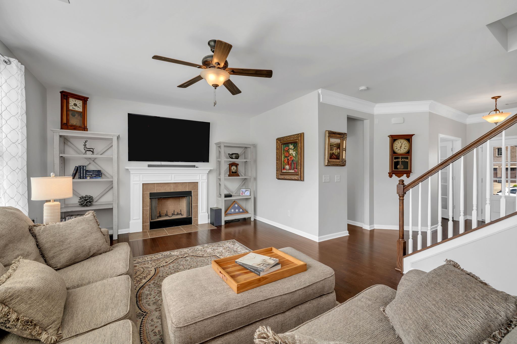 1232 Stockwell Dr