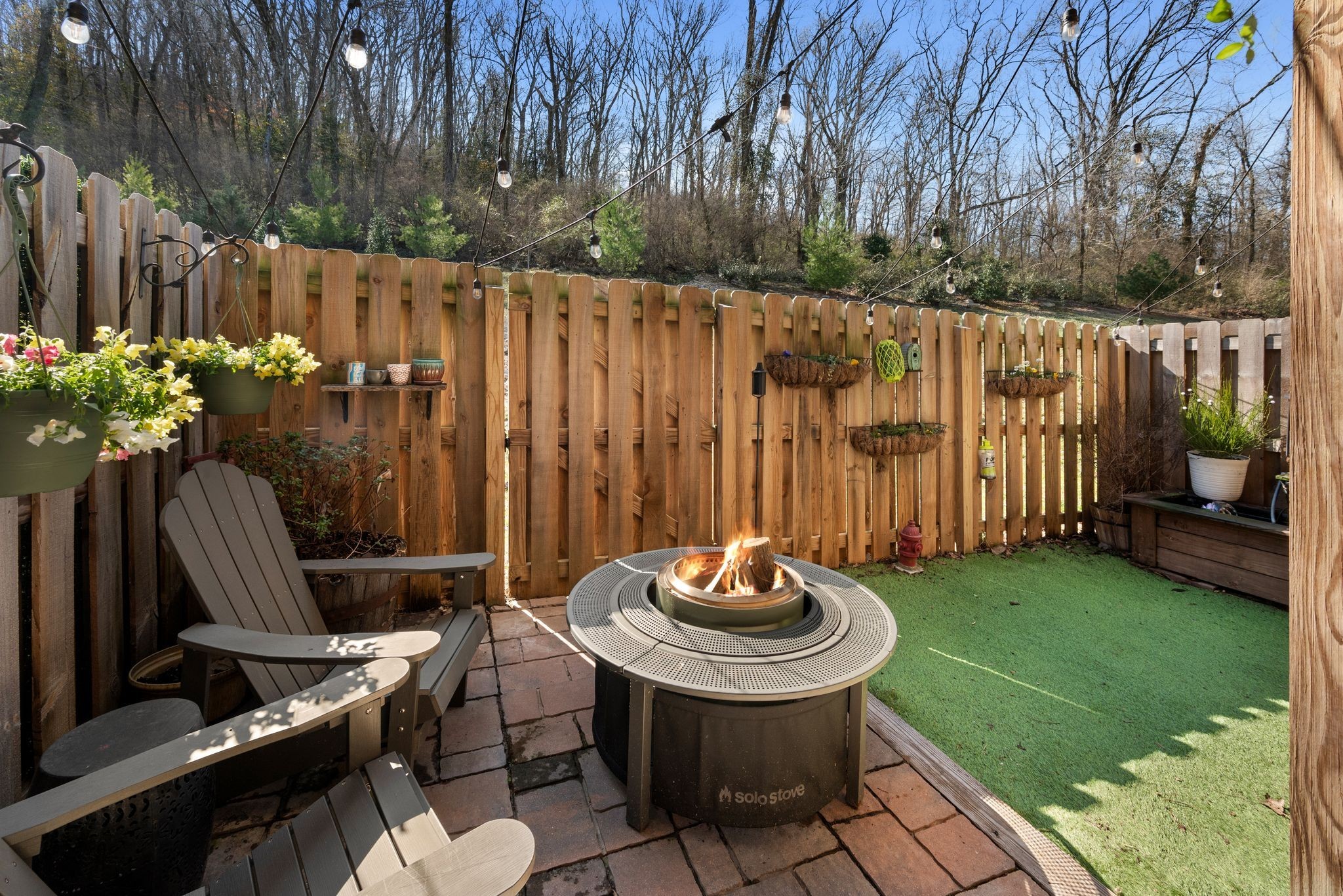 203 Stonecrest Cir