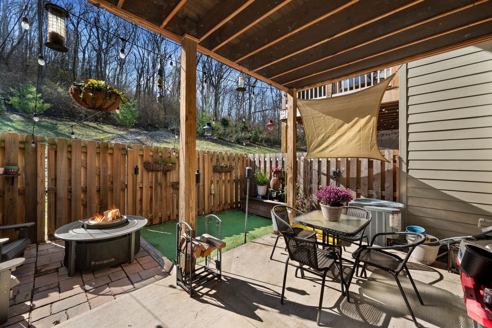203 Stonecrest Cir